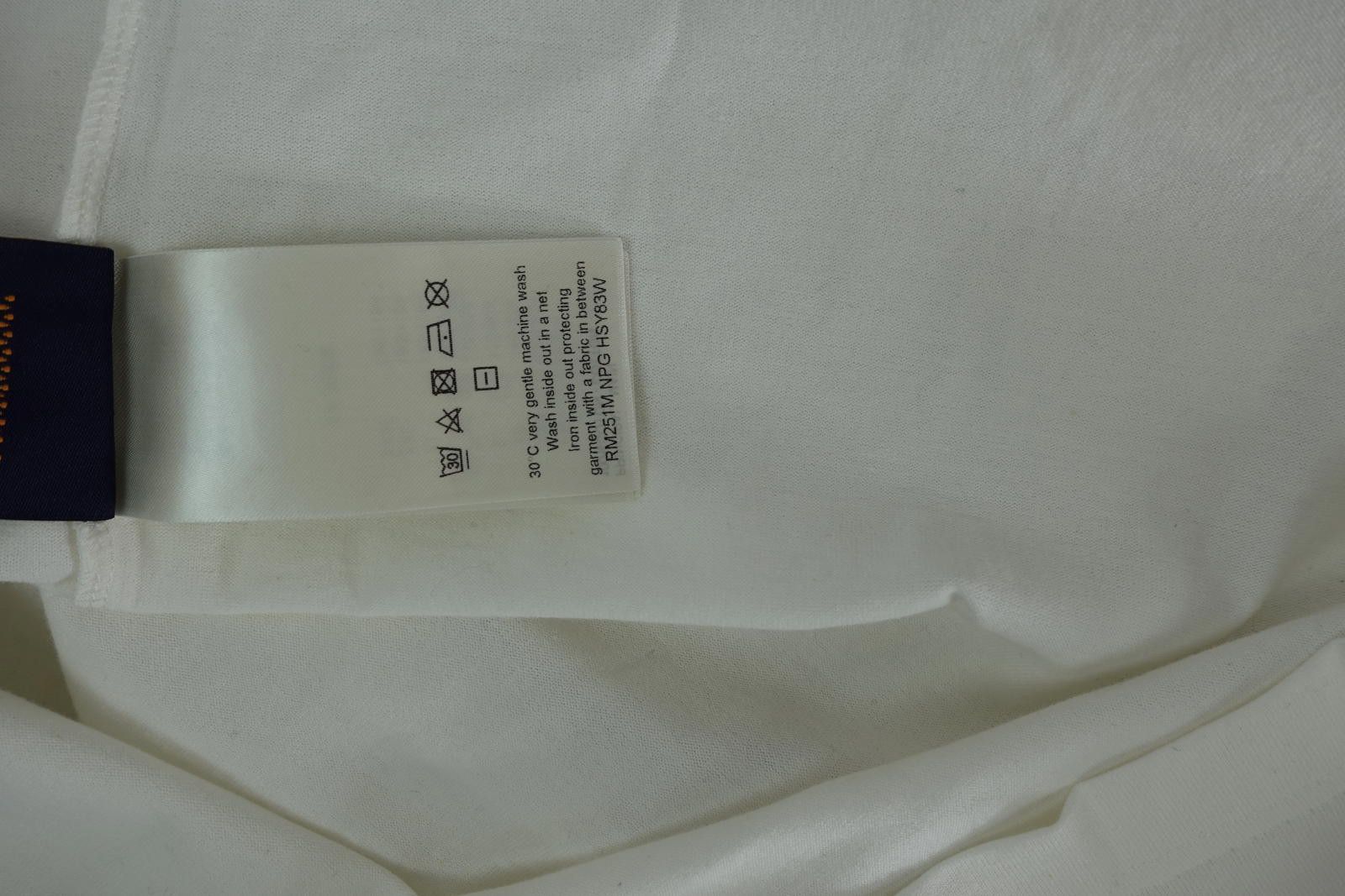 Louis Vuitton Louis Vuitton 'Le Monde Est A Vous" T-Shirt in White Size US XL / EU 56 / 4 - 7 Thumbnail