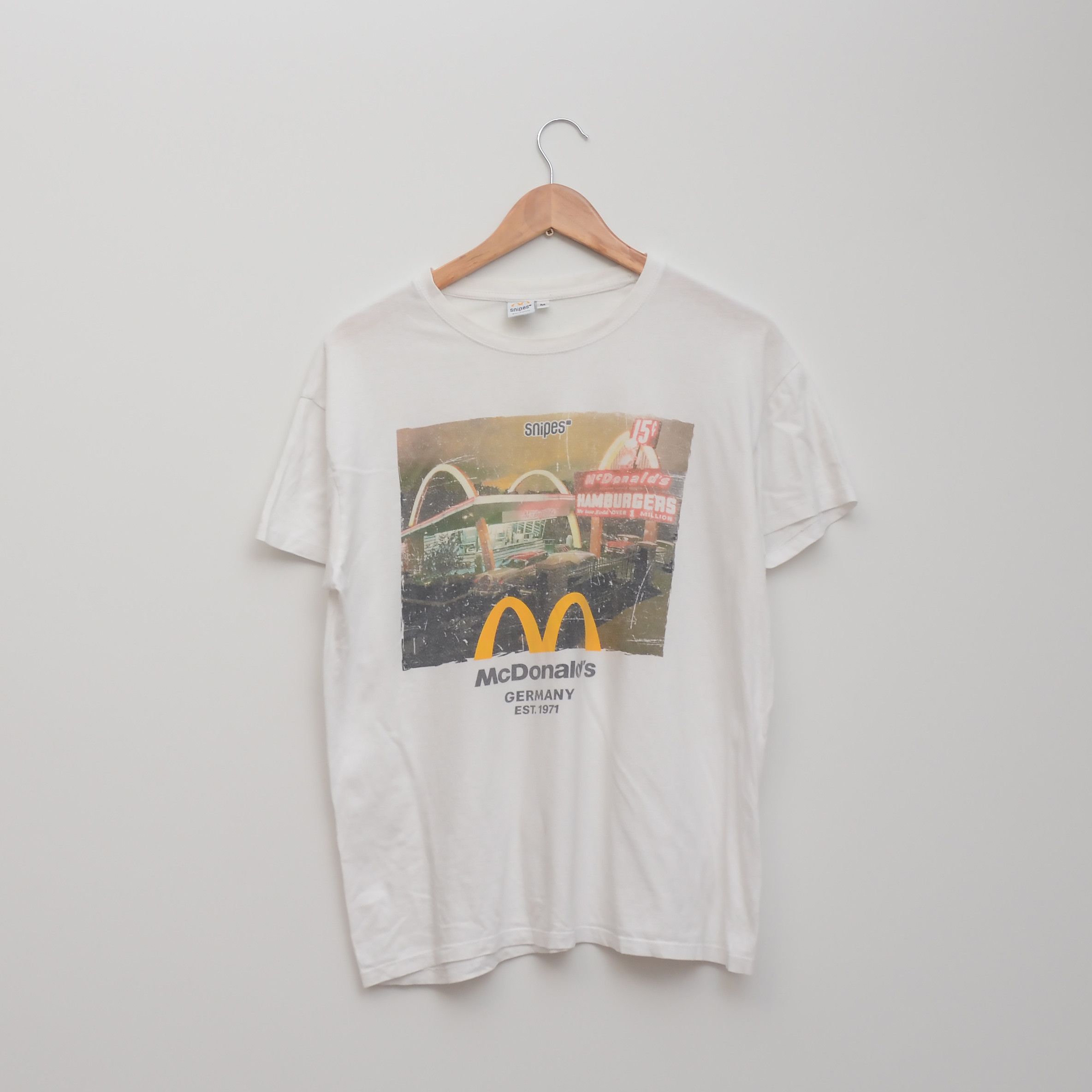 Snipes Snipes x McDonald’s Collab Limited Edition T-Shirt Size M Size US M / EU 48-50 / 2 - 1 Thumbnail