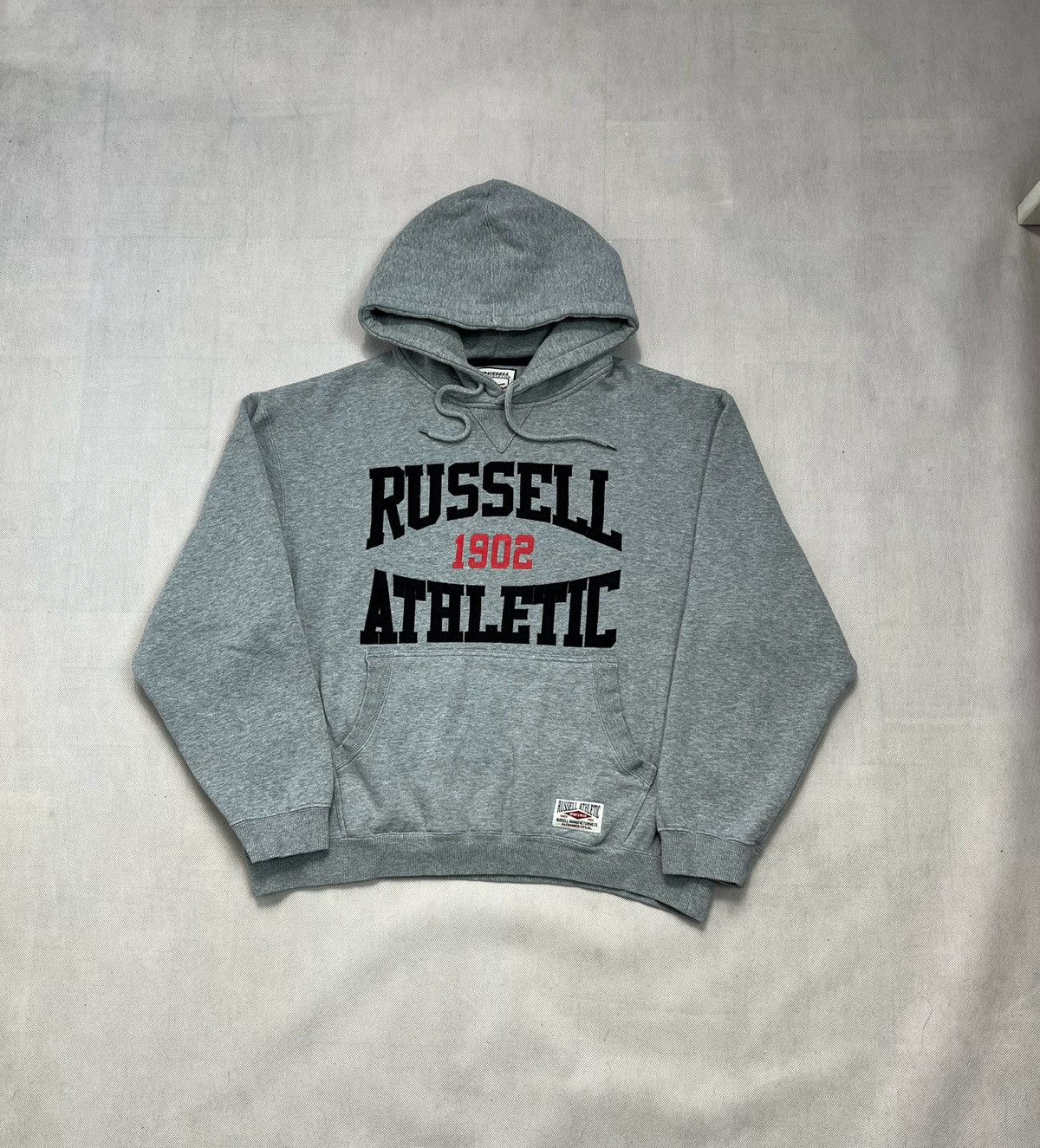Russell Athletic × Vintage Hoodie Russell Athletic vintage boxy fit 61x63 cm Size US XL / EU 56 / 4 - 1 Thumbnail