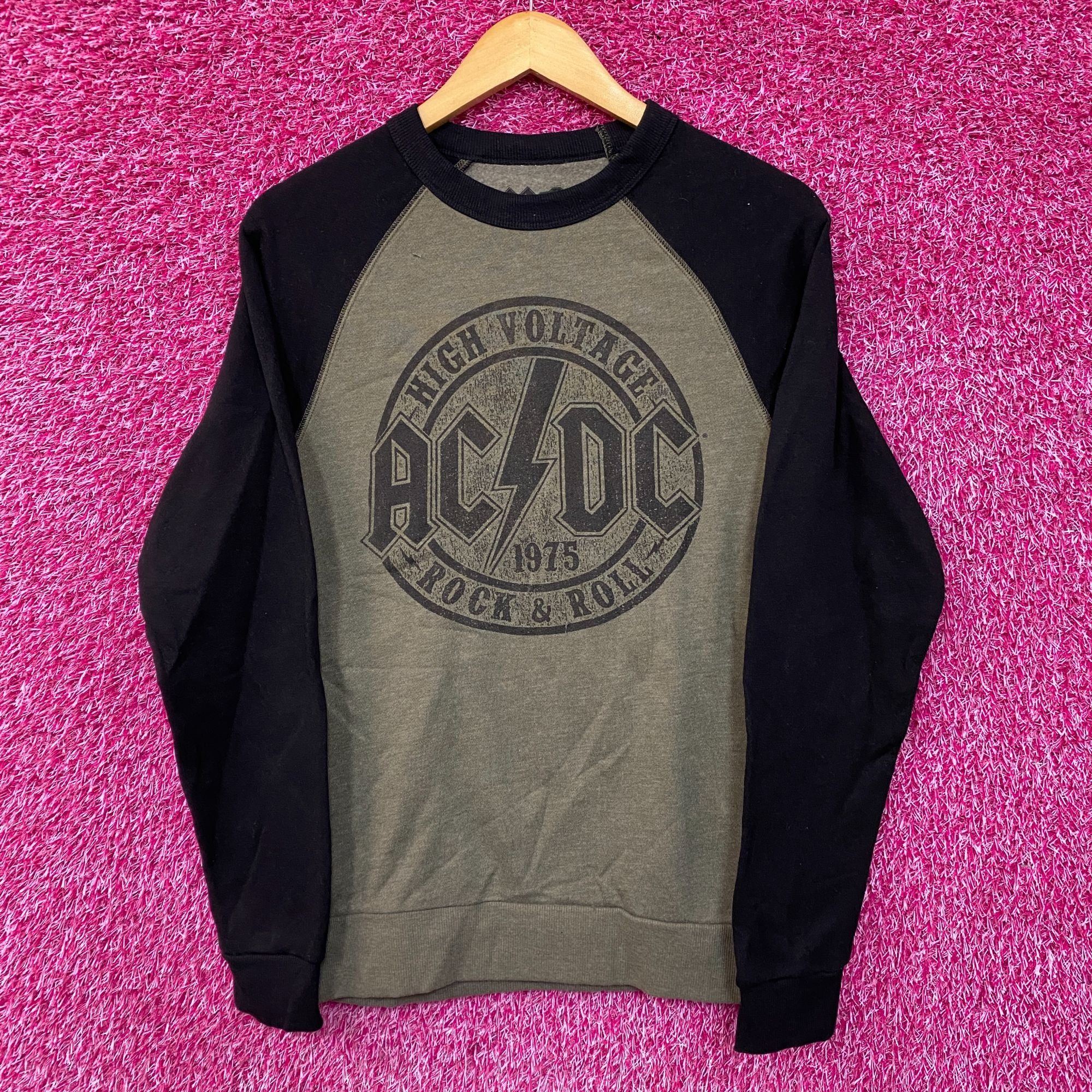 AC/DC AC/DC High Voltage Logo Crewneck size Small Size US S / EU 44-46 / 1 - 1 Thumbnail