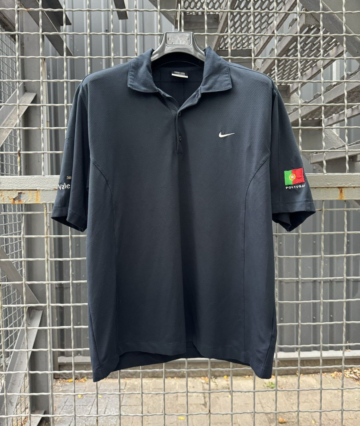 Nike Vintage Nike Golf Portugal Polo T shirt Y2K Size US L / EU 52-54 / 3 - 1 Thumbnail