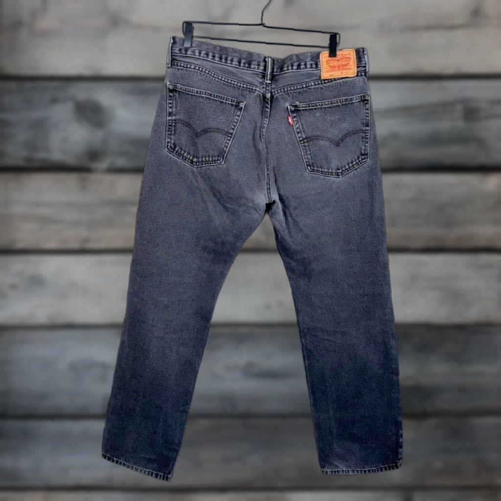 Levi's VINTAGE Levi's 505 Regular Fit Straight Jeans Men's 36 x 30 Black Denim 90s Retro Grunge Size US 36 / EU 52 - 1 Thumbnail