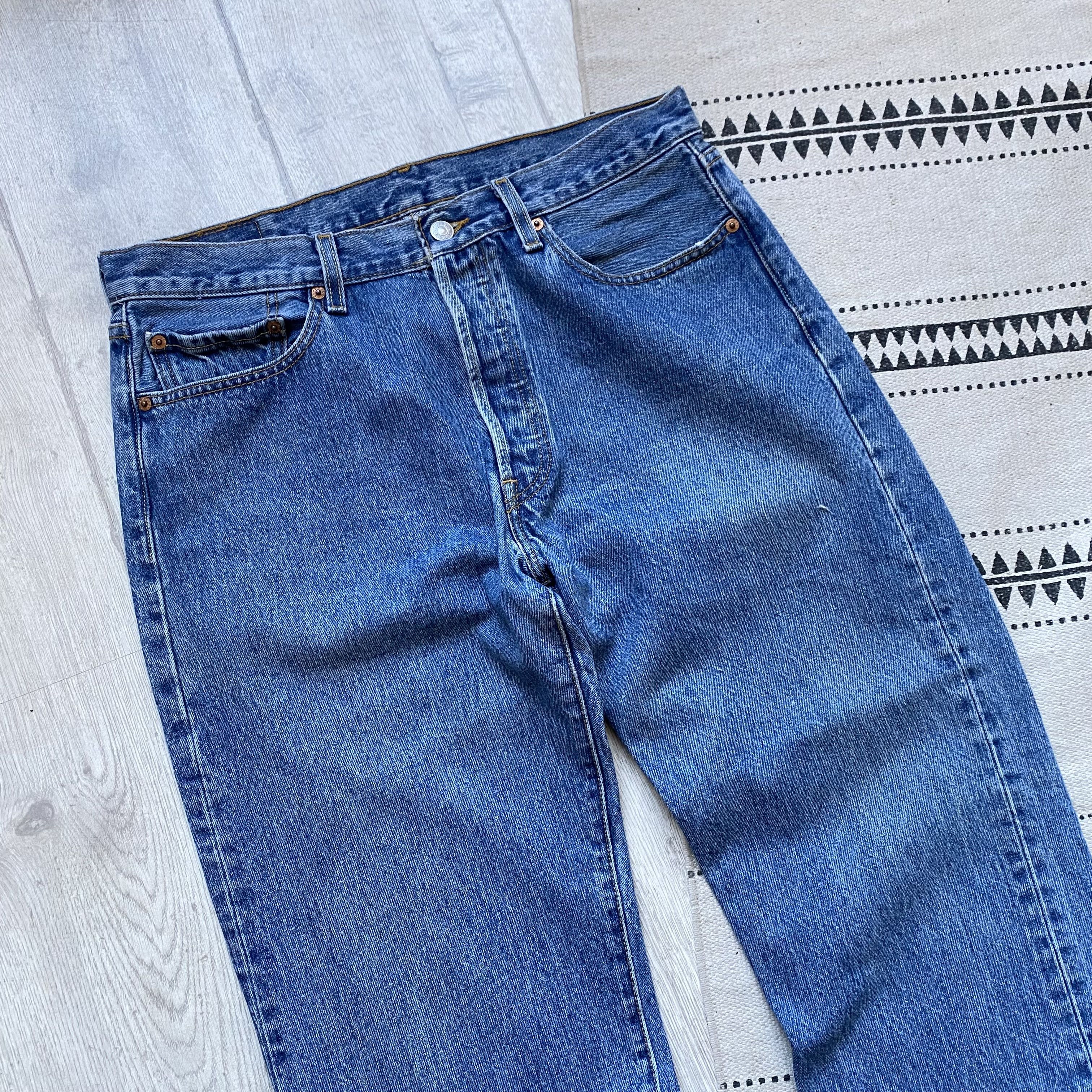 Levi's Vintage Clothing 👖 Vintage 90s Levis jeans 501 Denim pants Mde in Mexico Size US 34 / EU 50 - 2 Thumbnail