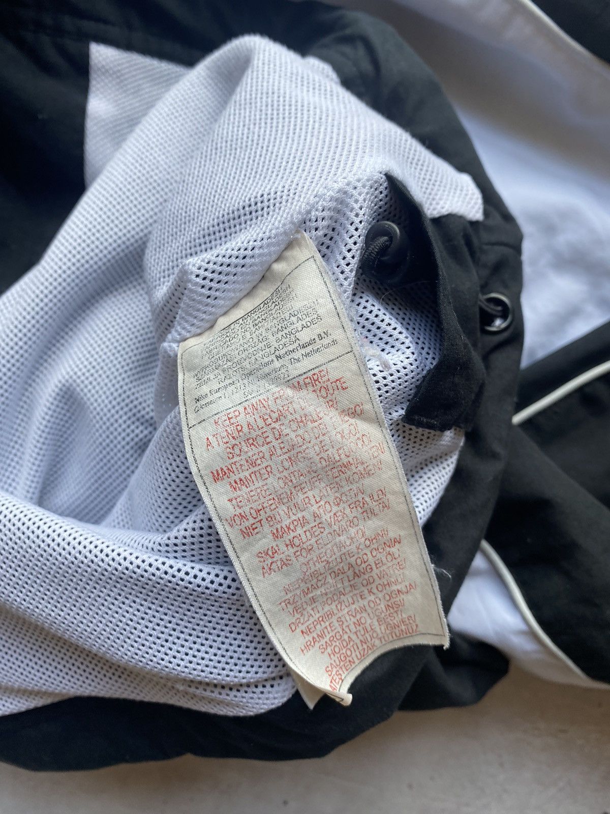 Nike Vintage Nike Y2K Drill 90s Track Rare Light Jacket Hype Size US L / EU 52-54 / 3 - 7 Thumbnail
