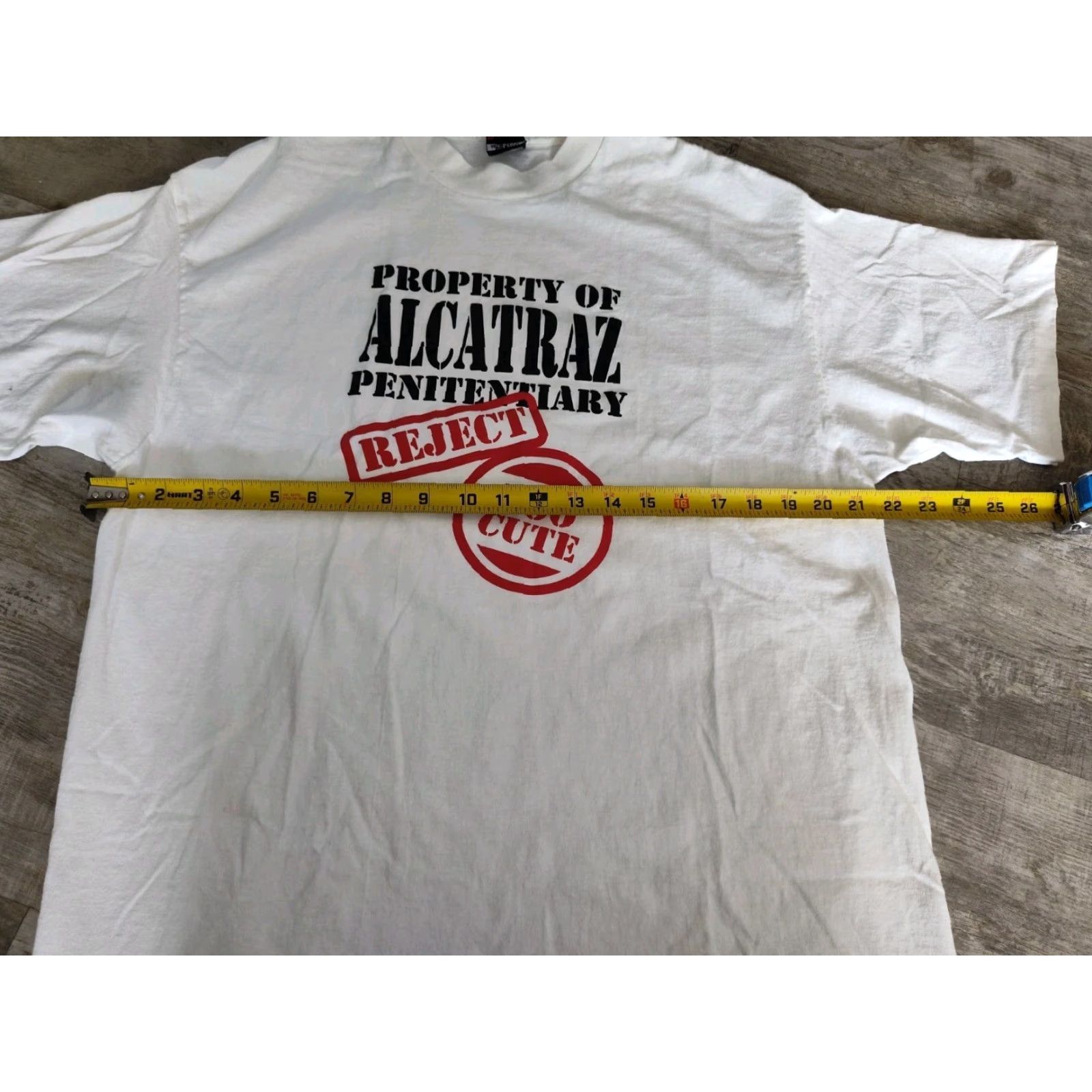 AAA VINTAGE Alcatraz Prison USA 90s Graphic Print T-Shirt Men XL White Cotton Size US XL / EU 56 / 4 - 7 Thumbnail