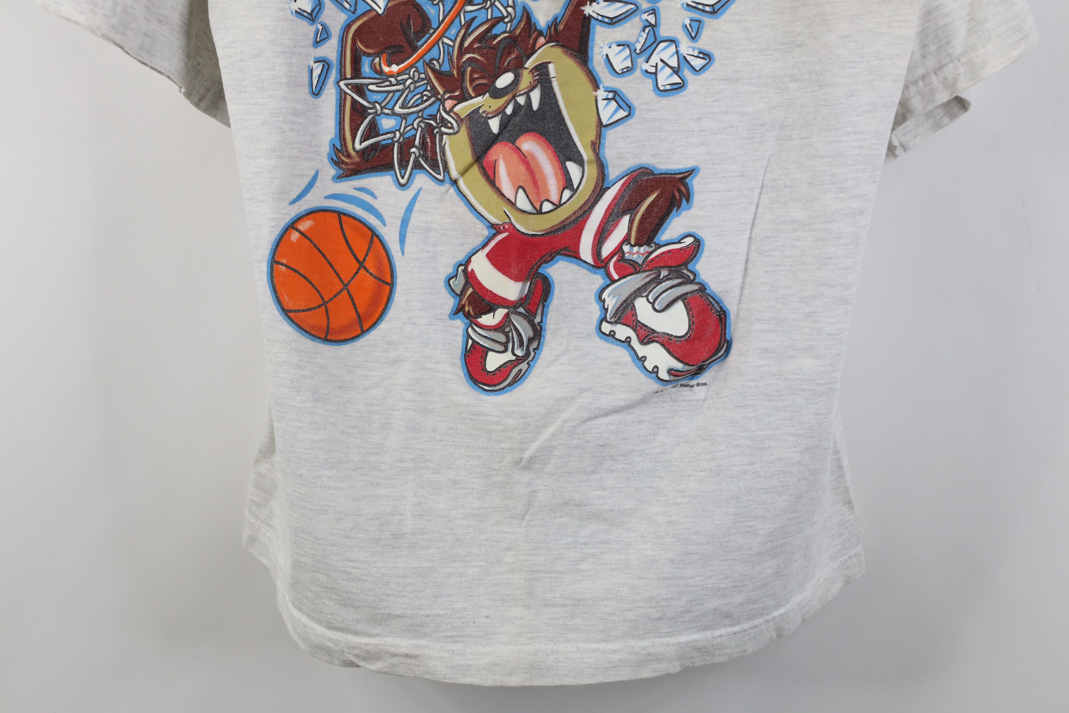 Vintage Vintage 90s Looney Tunes Tazmanian Devil Basketball T-Shirt Size US XL / EU 56 / 4 - 3 Thumbnail