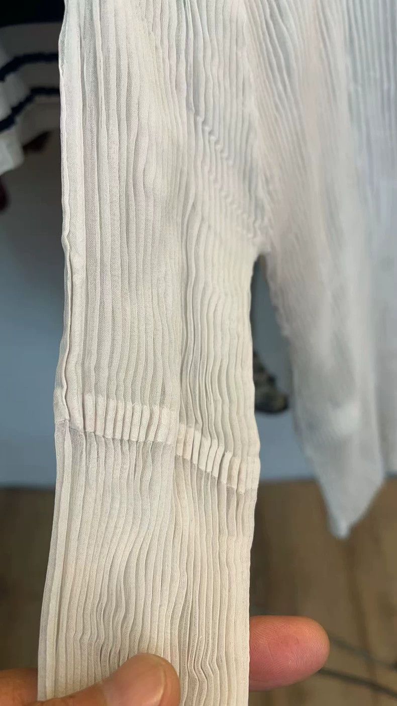 Issey Miyake Issey Miyake size:2 Grey pleated top Size M / US 6-8 / IT 42-44 - 6 Thumbnail