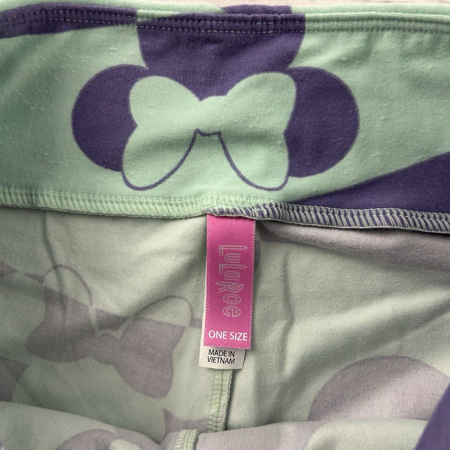 Vintage LuLaRoe Disney Minnie Mouse Leggings Women's One Size Teal Purple Legging Minnie Mouse Womens One Size Purple Disney LuLaRoe Size 42" / US 20 - 4 Thumbnail