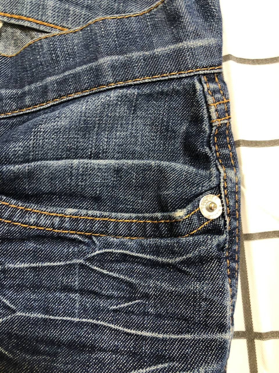 Moschino Vintage Moschino Peace Button Fly Dark Washed Denim Jeans Size 27" / US 4 / IT 40 - 15 Thumbnail