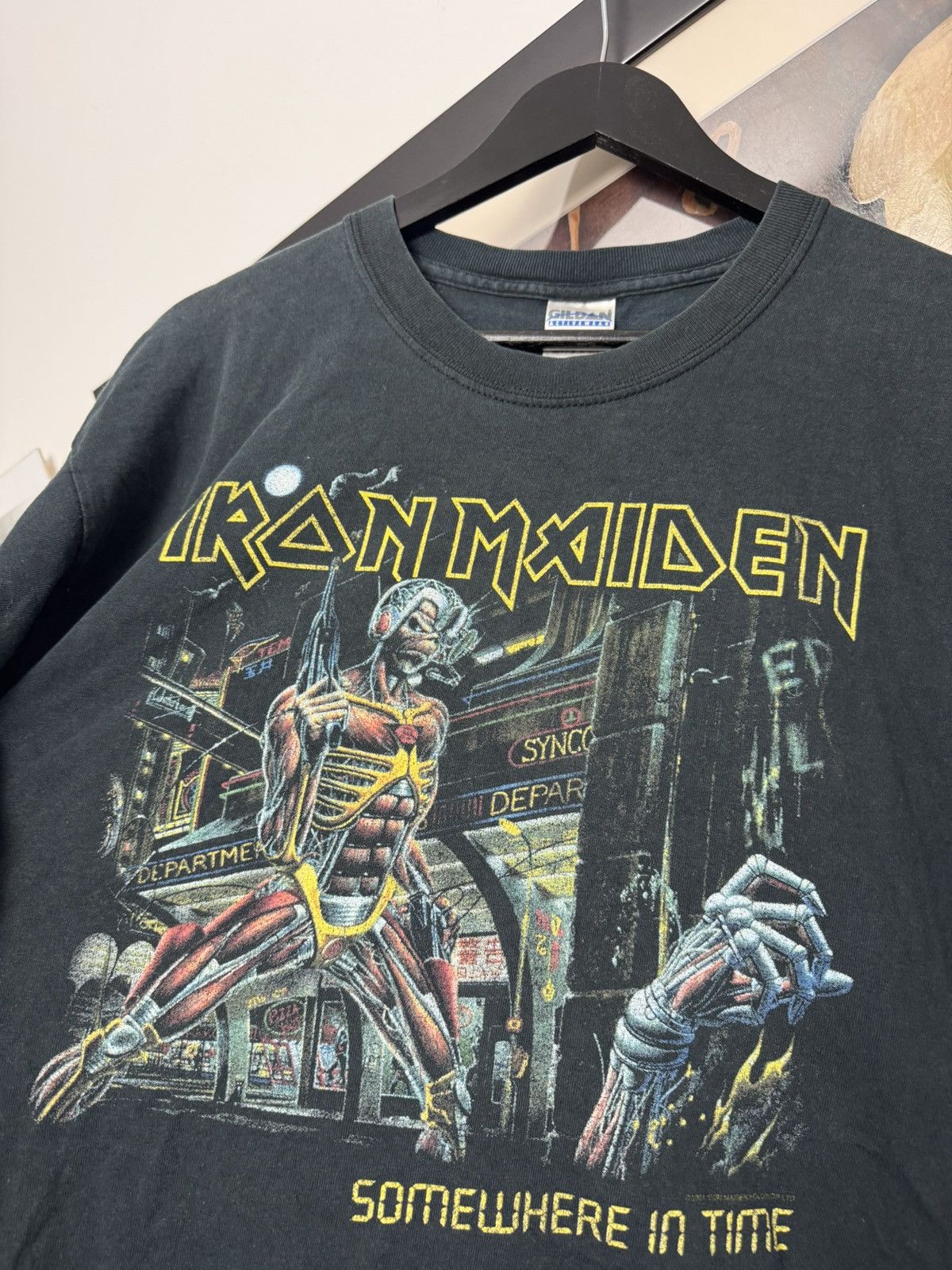 Band Tees Vintage Iron Maiden Band Tee Metal Somewhere In Time Tour Size US L / EU 52-54 / 3 - 3 Thumbnail
