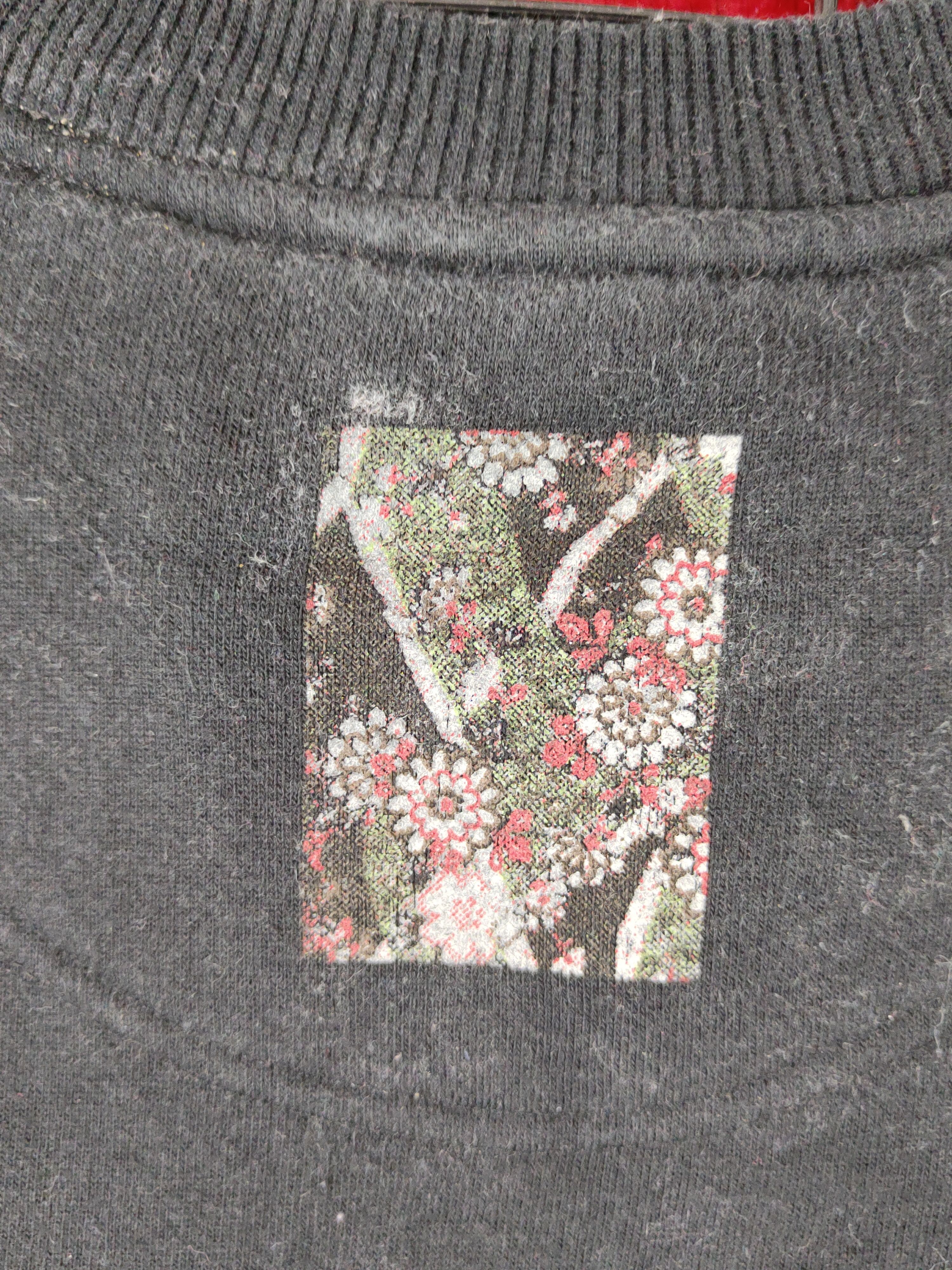 Japanese Brand × Vintage Japan font vintage Black Sweatshirts #S1863 Size US M / EU 48-50 / 2 - 12 Thumbnail