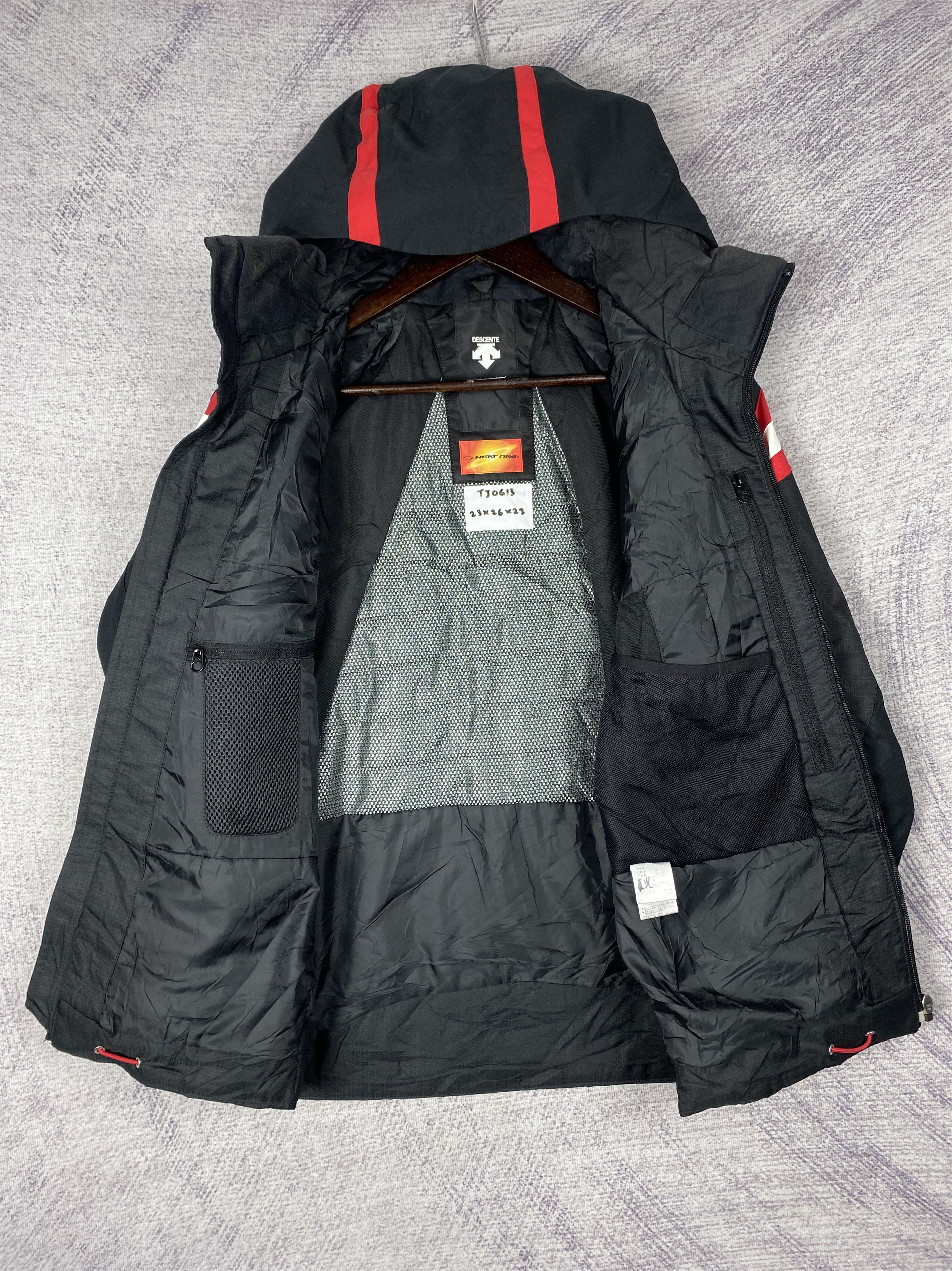 Descente Vintage Descente Ski Zip Up Hoodie Jacket Size US S / EU 44-46 / 1 - 6 Thumbnail