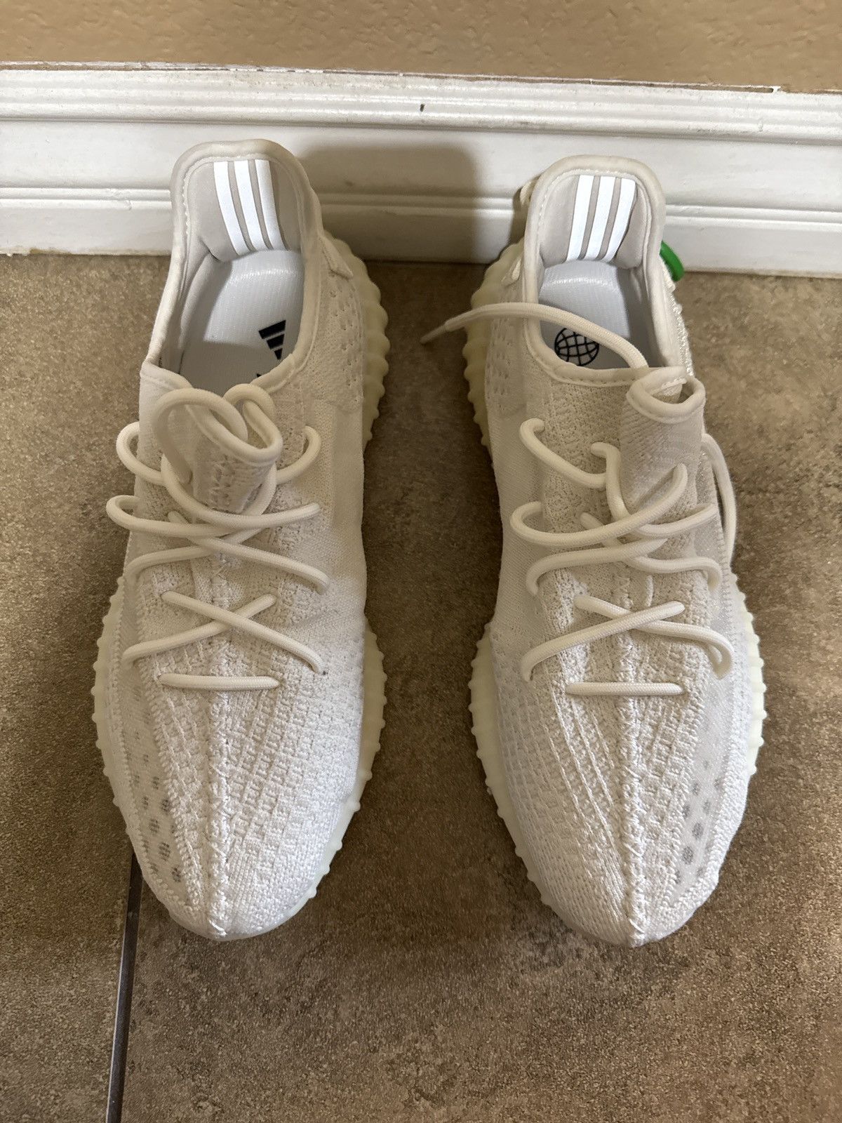 Yeezy Yeezy Boost 350 V2 Bone Size US 10 / EU 43 - 6 Thumbnail