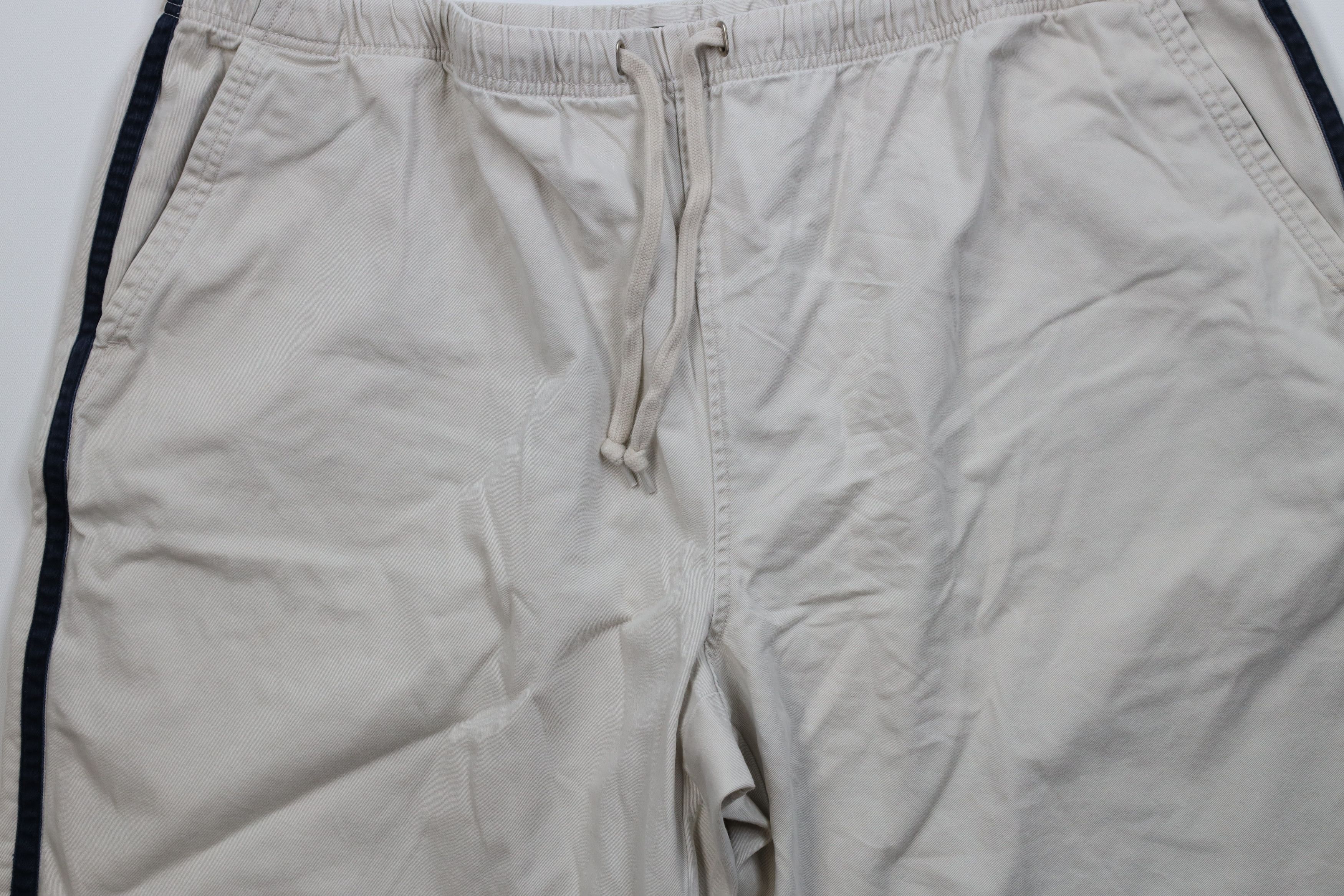 Nautica Vintage 90s Nautica Fit Spell Out Sailing Flag Shorts Beige Size US 38 / EU 54 - 3 Thumbnail