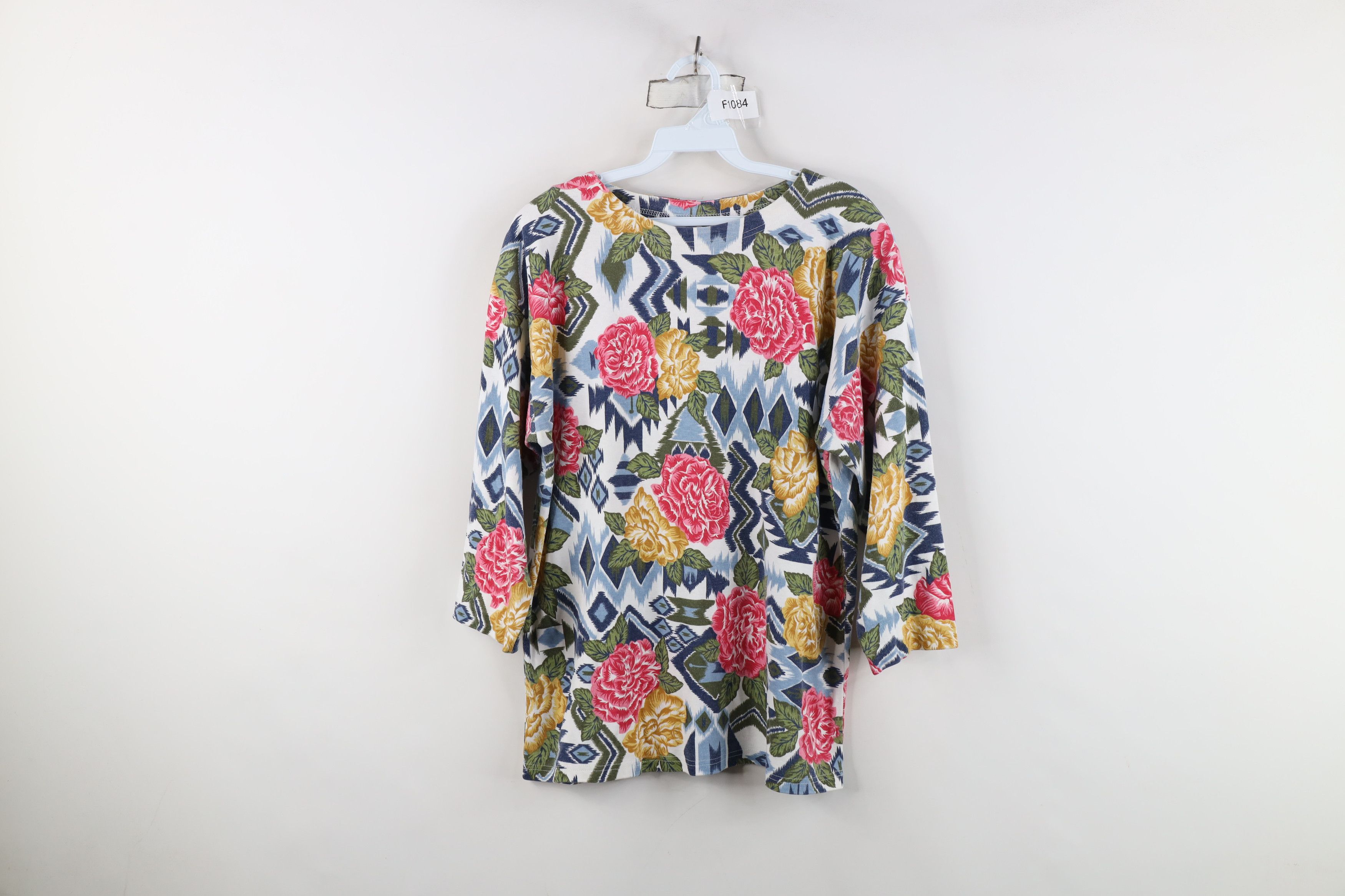 Vintage Vintage 90s Streetwear Print 3/4 Sleeve Raglan T-Shirt USA Size L / US 10 / IT 46 - 1 Thumbnail