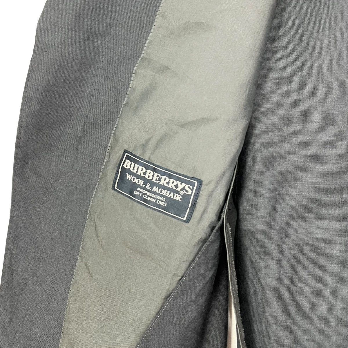 Burberry × Vintage Vintage 90’s Burberrys Wool & Mohair Men’s Blazer Jacket Size US M / EU 48-50 / 2 - 8 Thumbnail