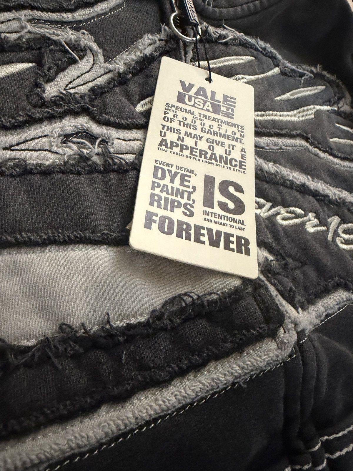 Vale Vale Forever Religion zip up Size US L / EU 52-54 / 3 - 2 Thumbnail