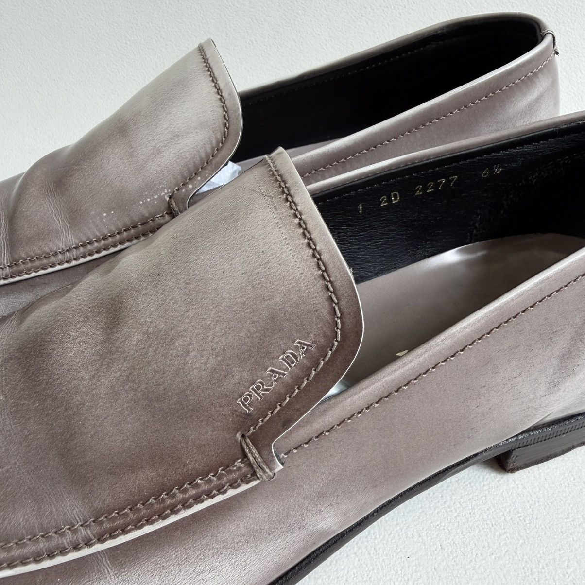 Prada Burnished Gray Leather Square Toe Loafers Size US 8.5 / EU 41-42 - 10 Thumbnail