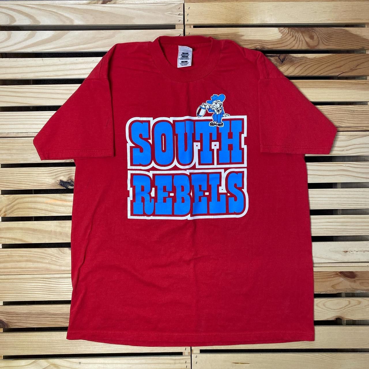 Fruit Of The Loom Vintage University of Mississippi Red College Tee Size XL Size US XL / EU 56 / 4 - 1 Thumbnail