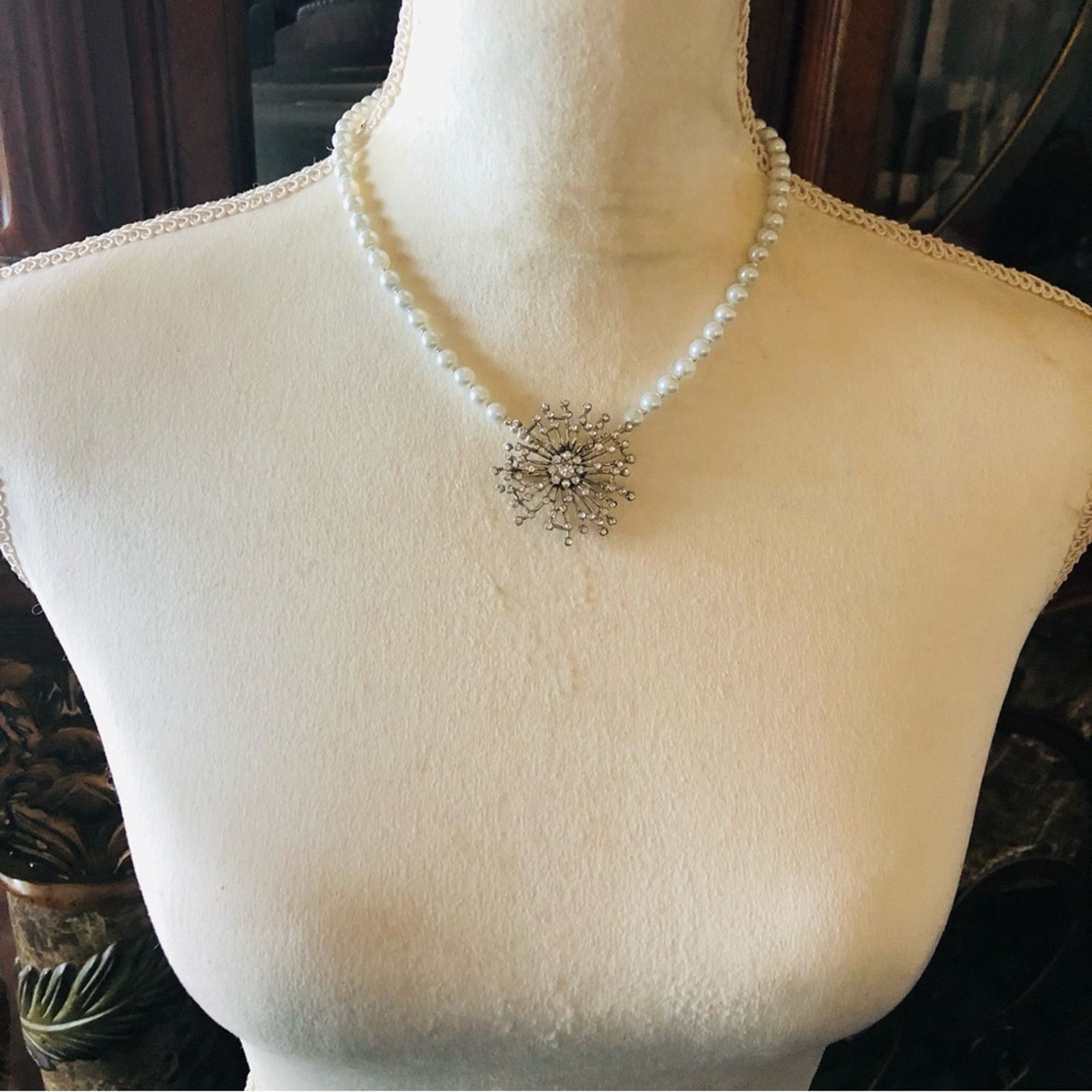 Handmade Handcrafted repurpose rhinestone cluster Pearl necklace Size ONE SIZE - 5 Thumbnail
