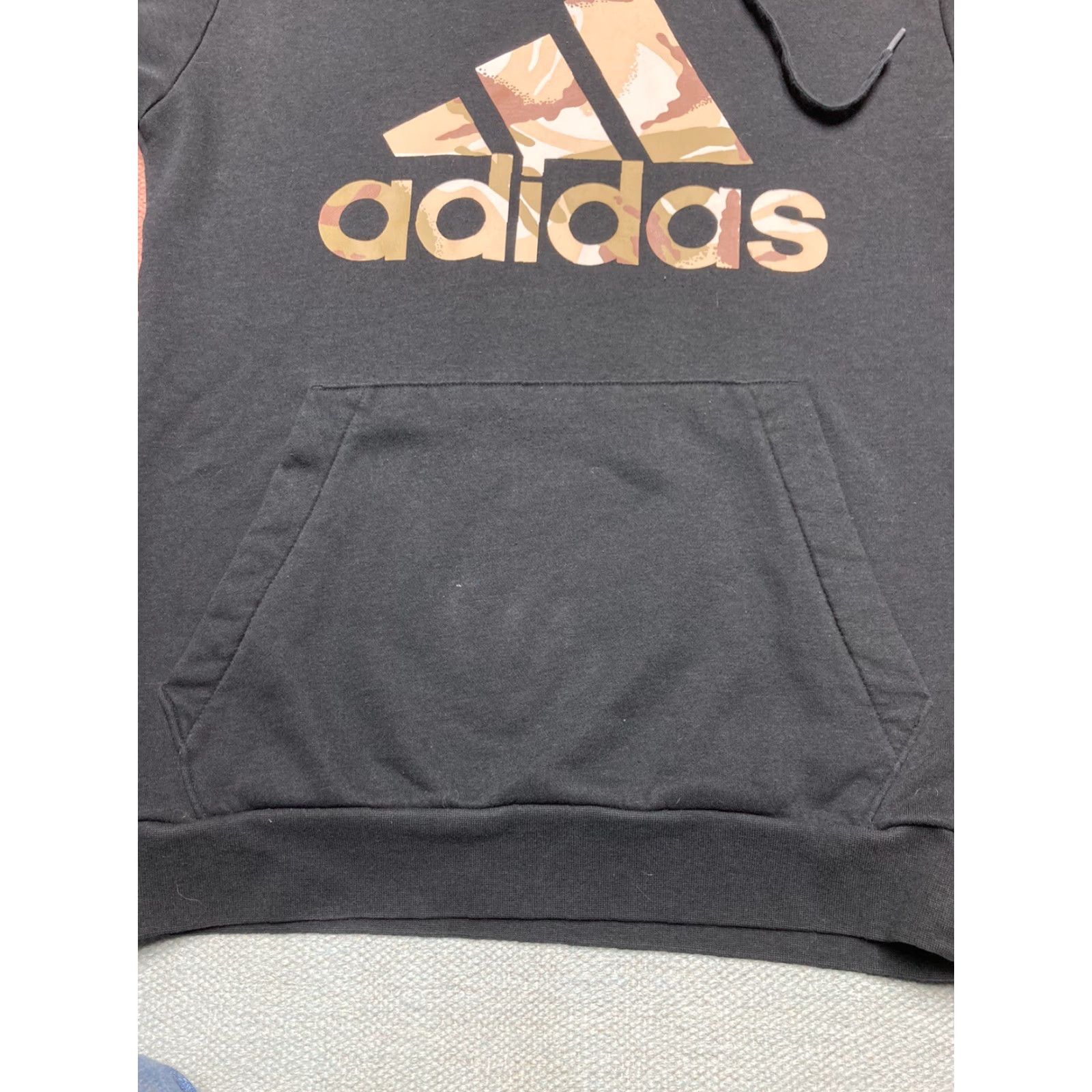 Adidas VINTAGE Adidas pullover hoodie camo stripes logo graphic camouflage adult small black Size US S / EU 44-46 / 1 - 3 Thumbnail