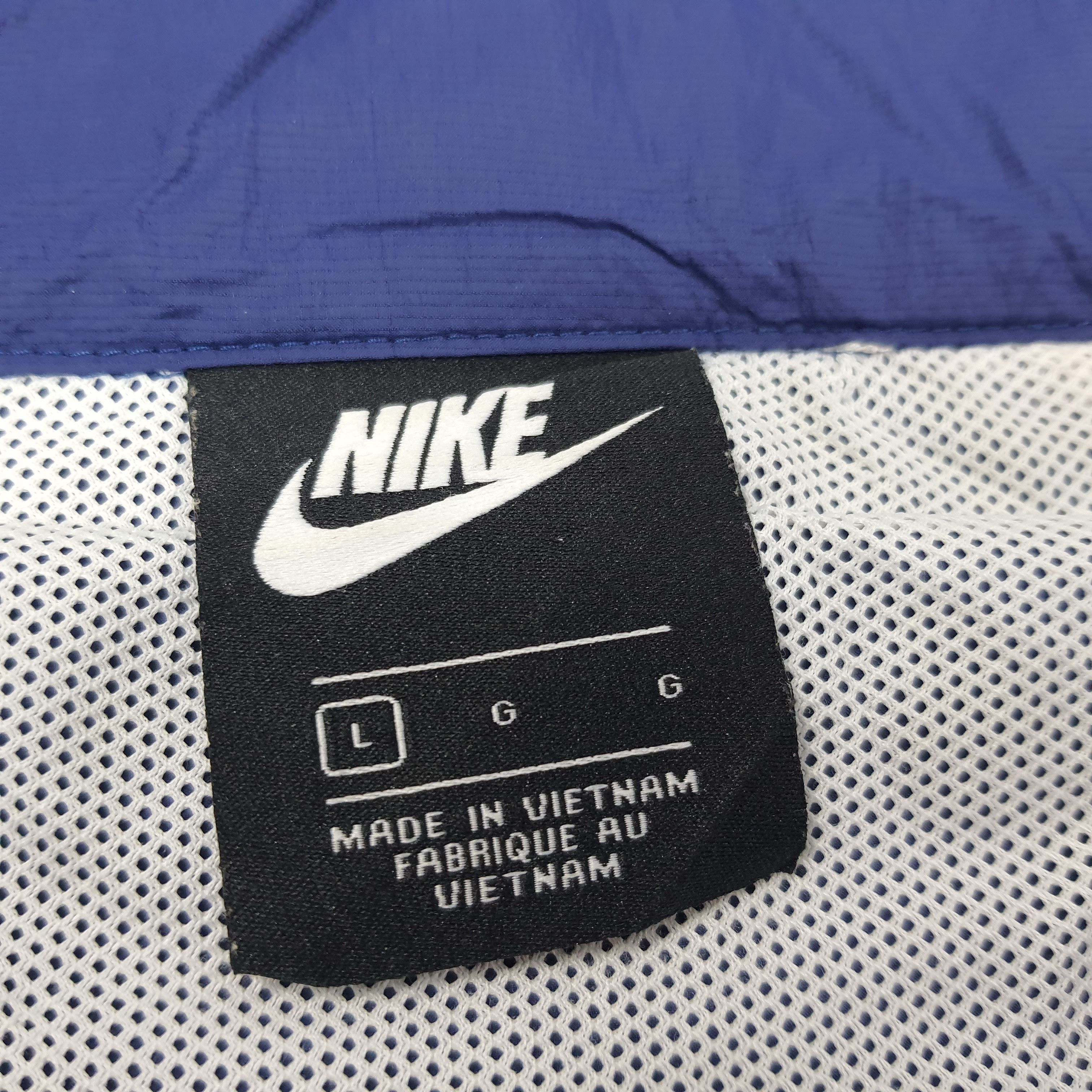 Nike × Vintage Vintage Nike Training Sports Jacket C229N22 Size US XL / EU 56 / 4 - 6 Thumbnail