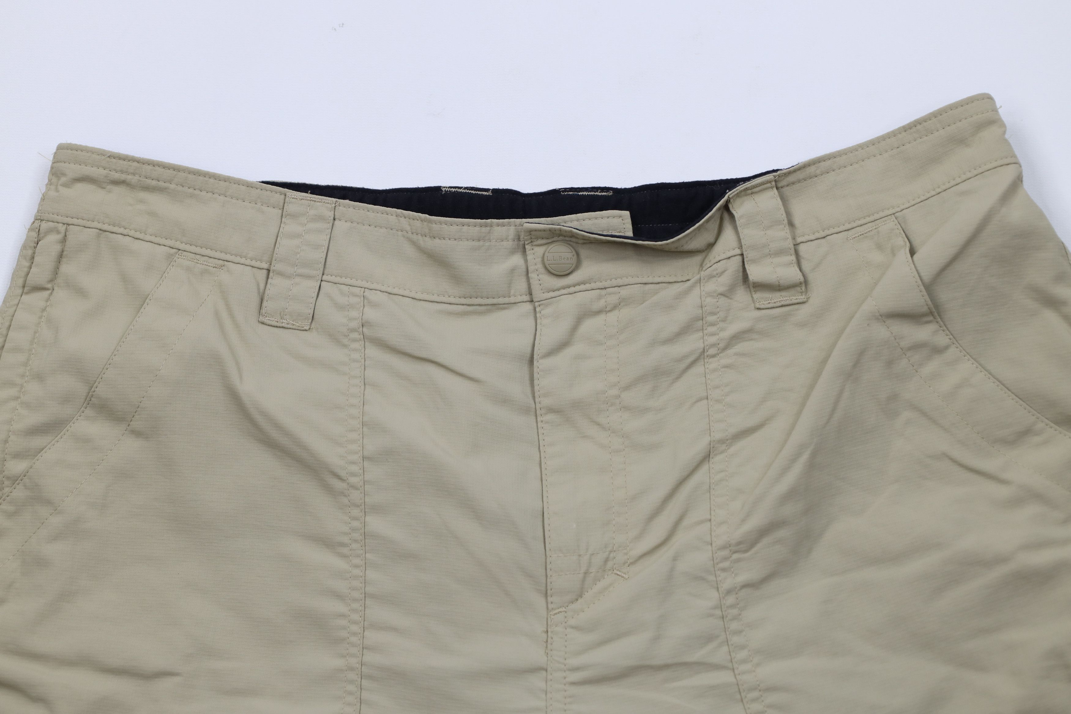 L.L. Bean Vintage LL Bean Outdoor Hiking Trekking Shorts Beige Nylon Size US 34 / EU 50 - 2 Thumbnail