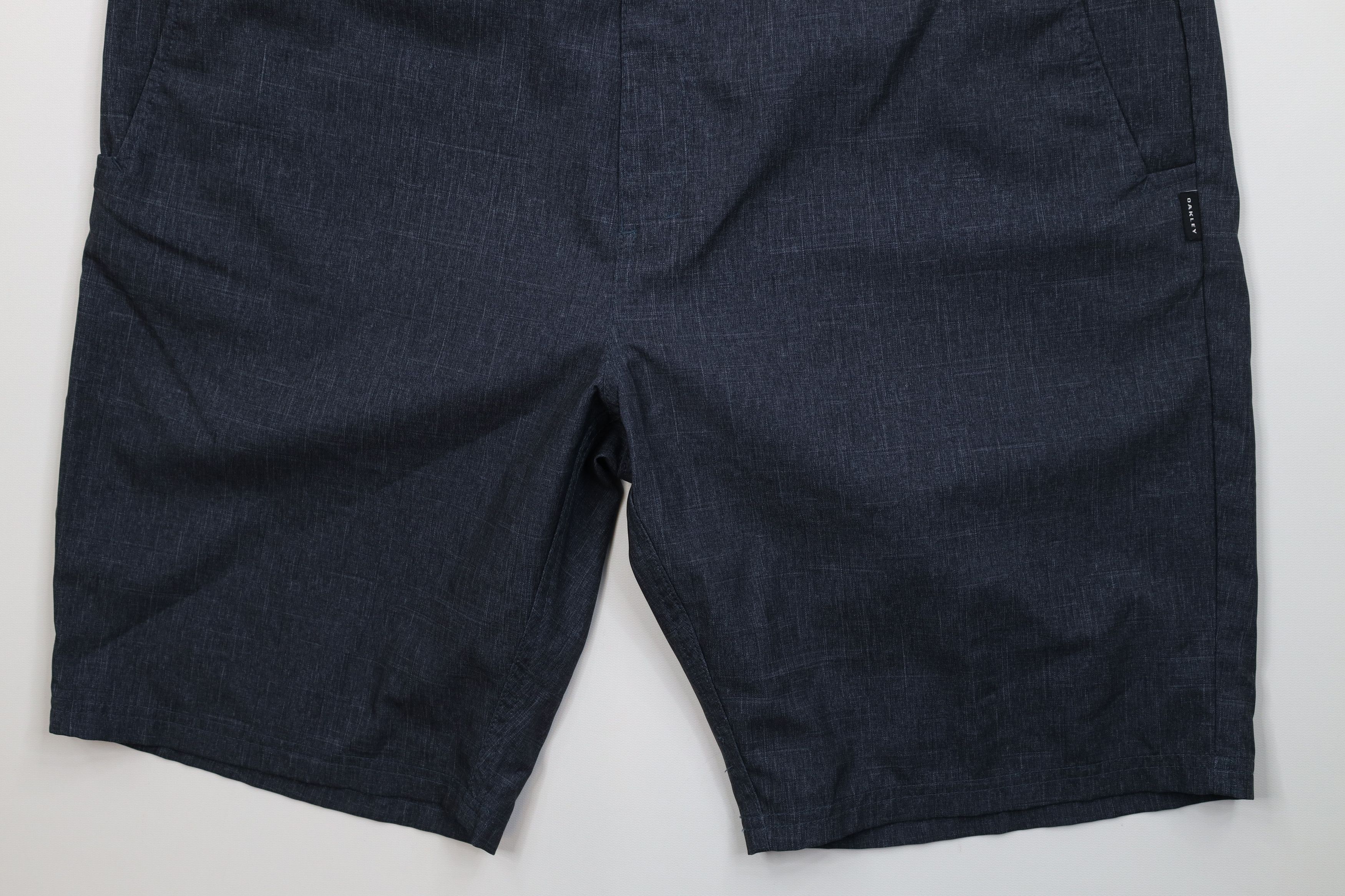 Oakley Oakley Spell Out Chambray Stretch Golf Golfing Chino Shorts Size US 38 / EU 54 - 4 Thumbnail