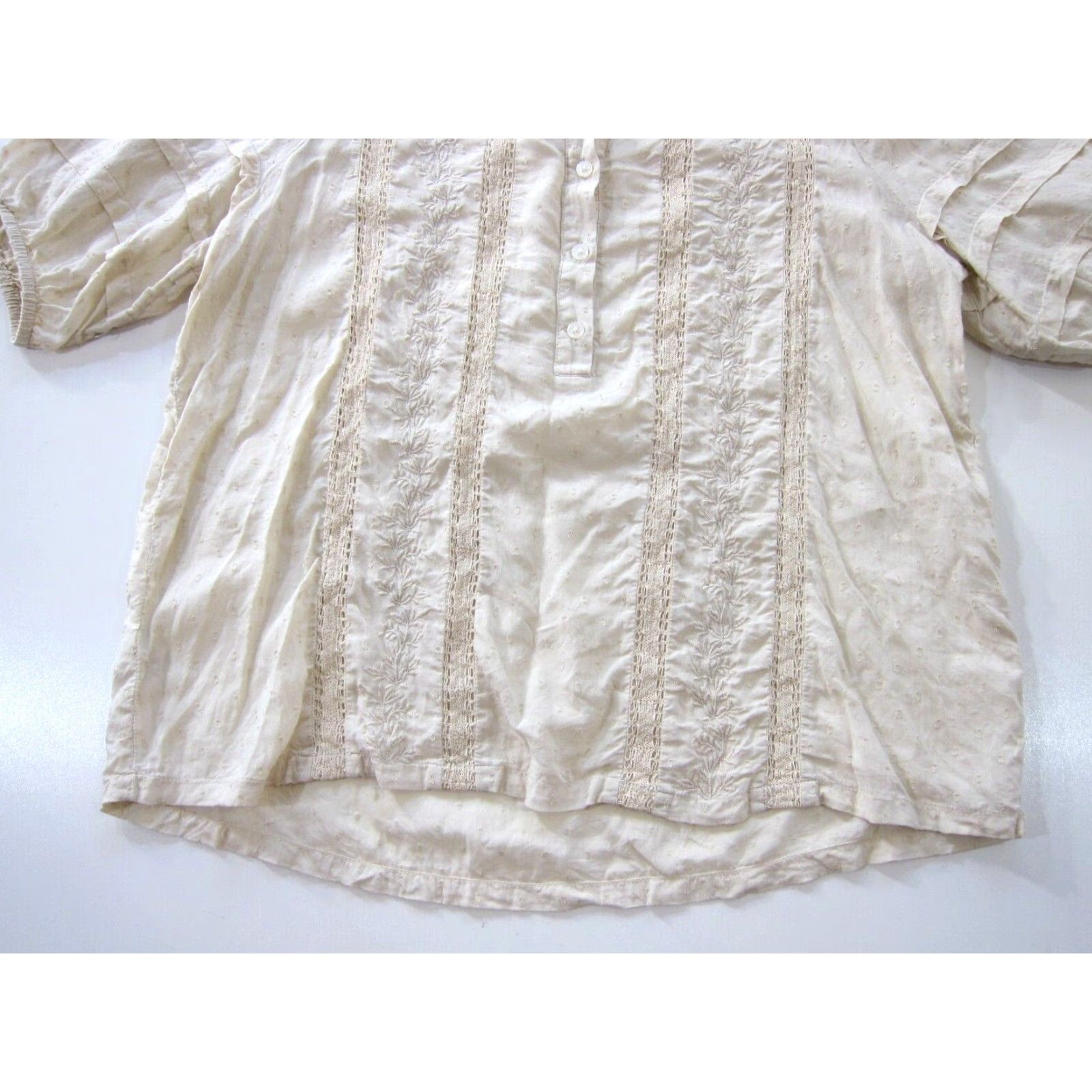 Ann Taylor ANN TAYLOR LOFT 100% RAYON IVORY EMBROIDERED FLORAL TUNIC PEASANT BLOUSE Small Size S / US 4 / IT 40 - 6 Thumbnail