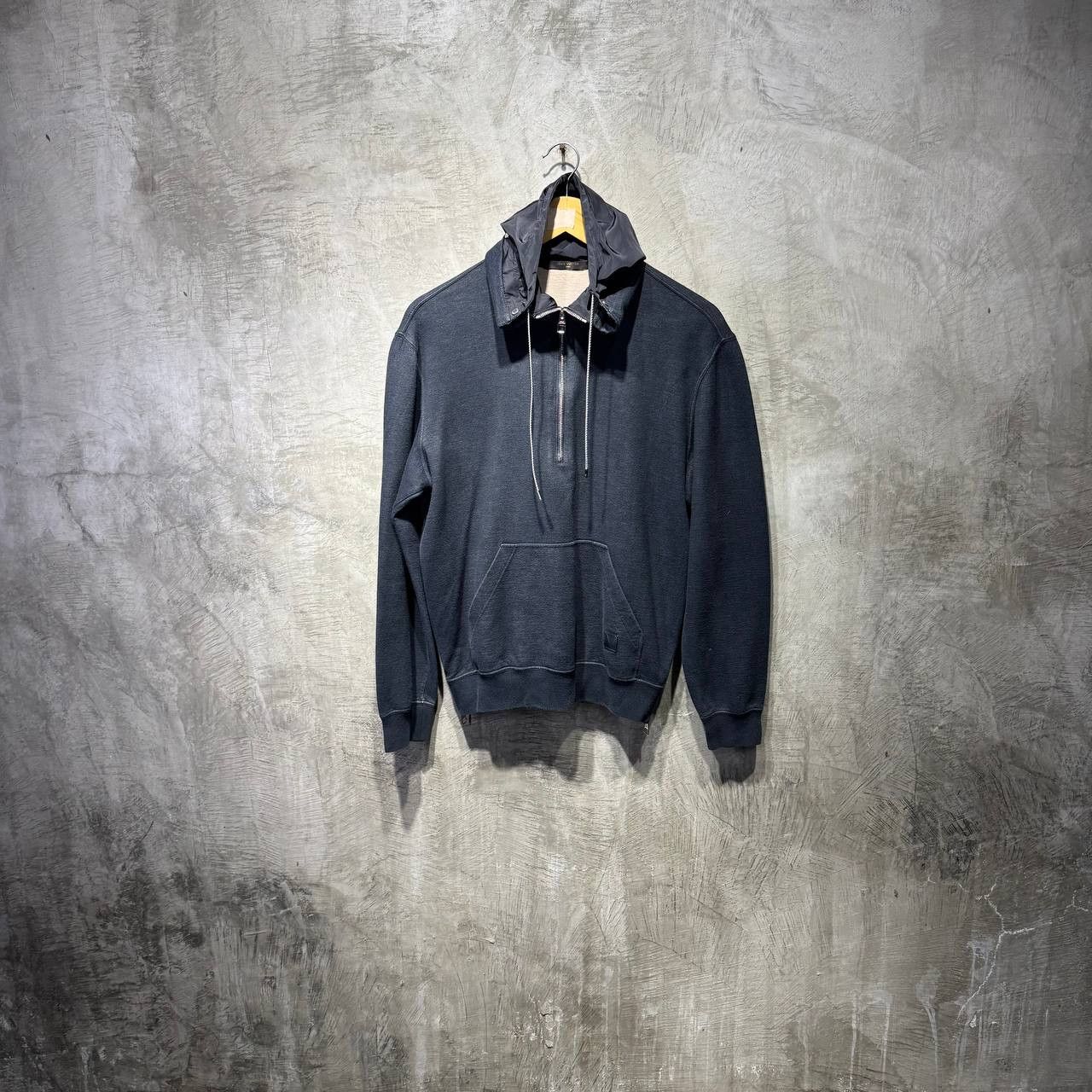 Louis Vuitton Louis Vuitton Fleece Zip-up jacket with packable hood Size US M / EU 48-50 / 2 - 1 Thumbnail