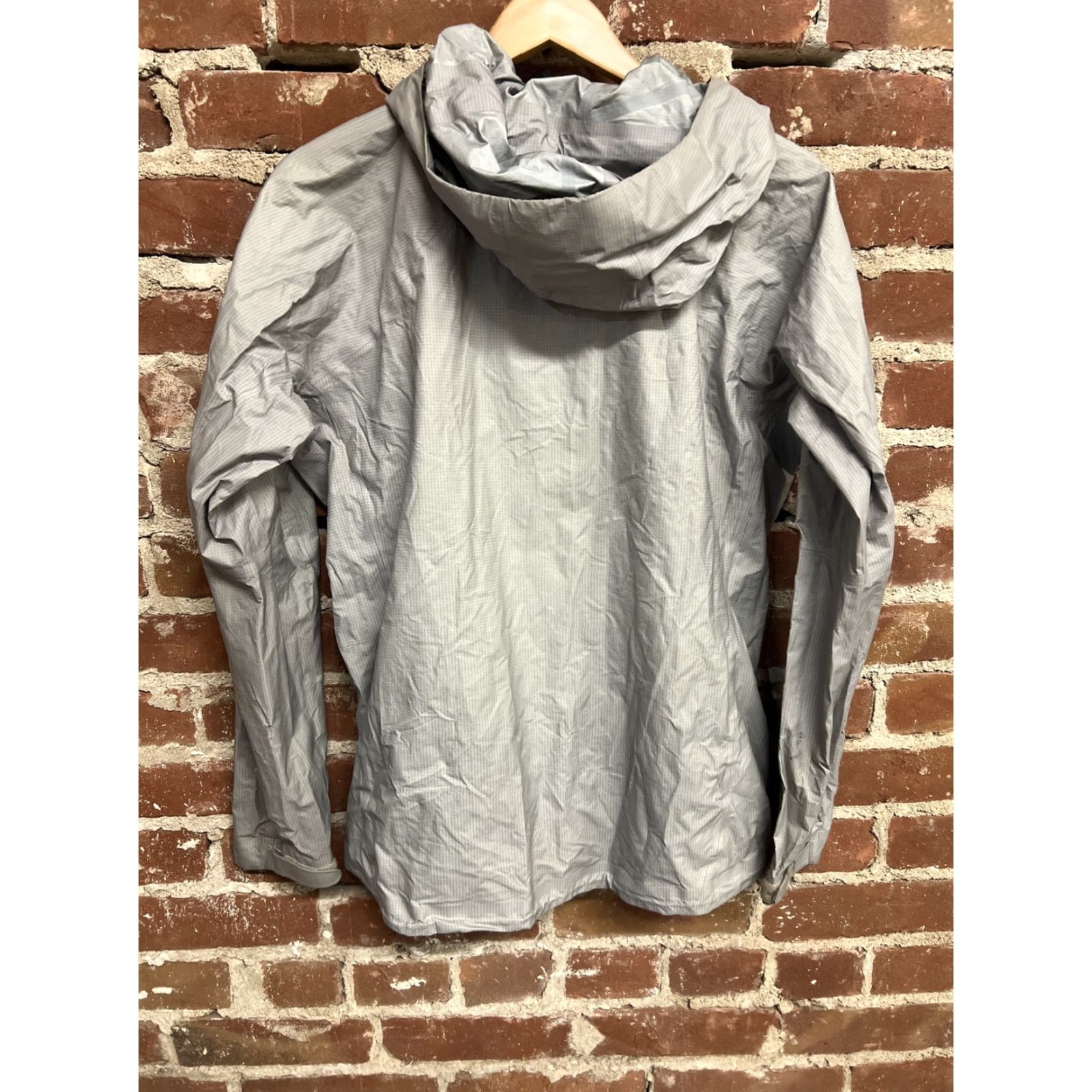 Patagonia Patagonia Jacket Gray Medium Womens Grade VI Zip Full Zip Lightweight Softshell Outdoor Jacket Size M / US 6-8 / IT 42-44 - 4 Thumbnail