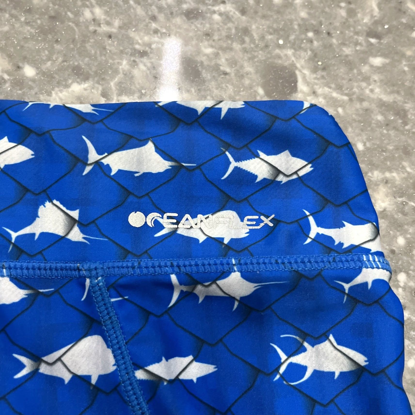 Vintage PELAGIC Leggings Women L Blue Fiji Americano Patriotic Fish UV Compression Activewear Pattern Oceanflex Pants Size 36" / US 14 / IT 50 - 5 Thumbnail