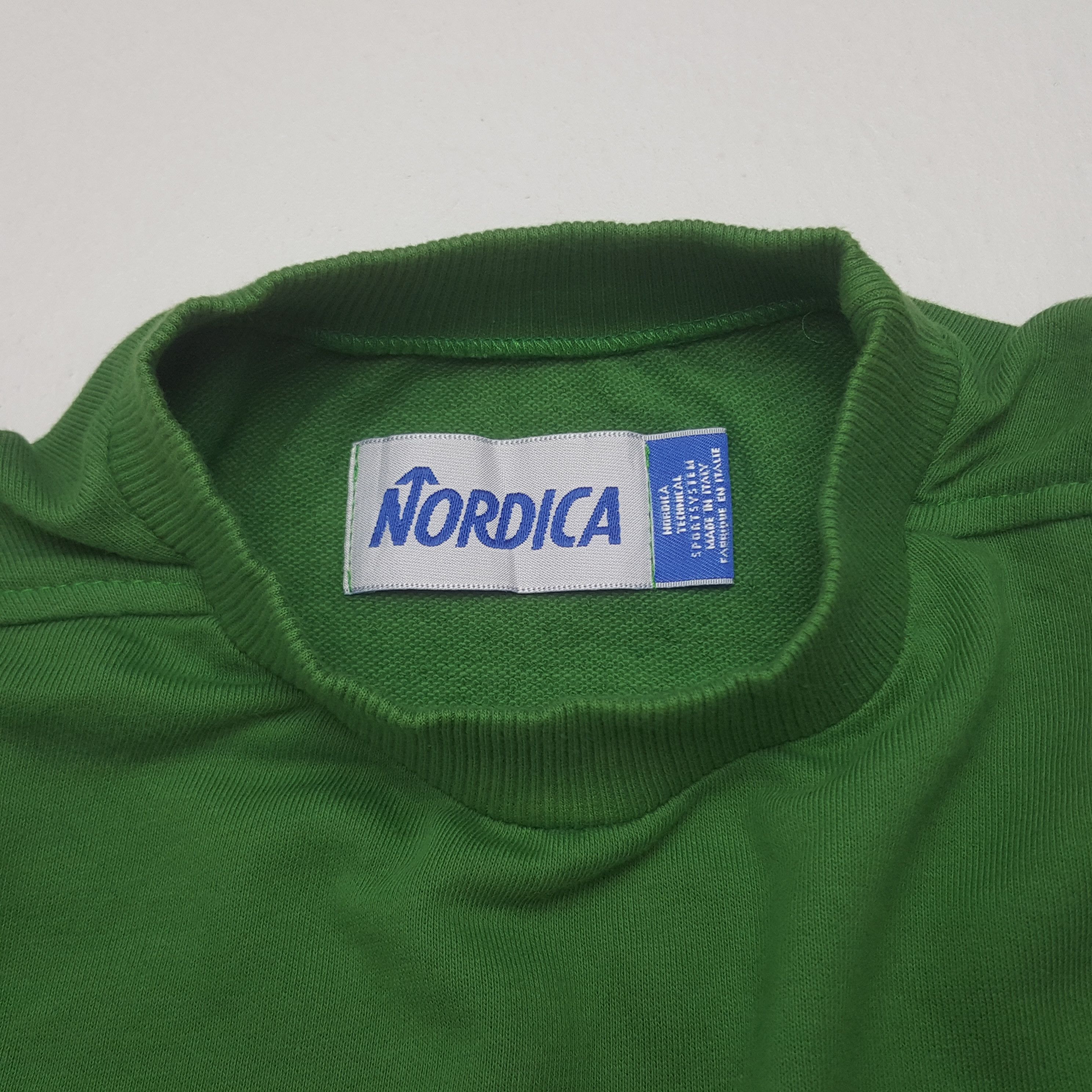 Vintage Vintage Nordica Italian Brand Ski Sweatshirt C314N6 Size US M / EU 48-50 / 2 - 4 Thumbnail