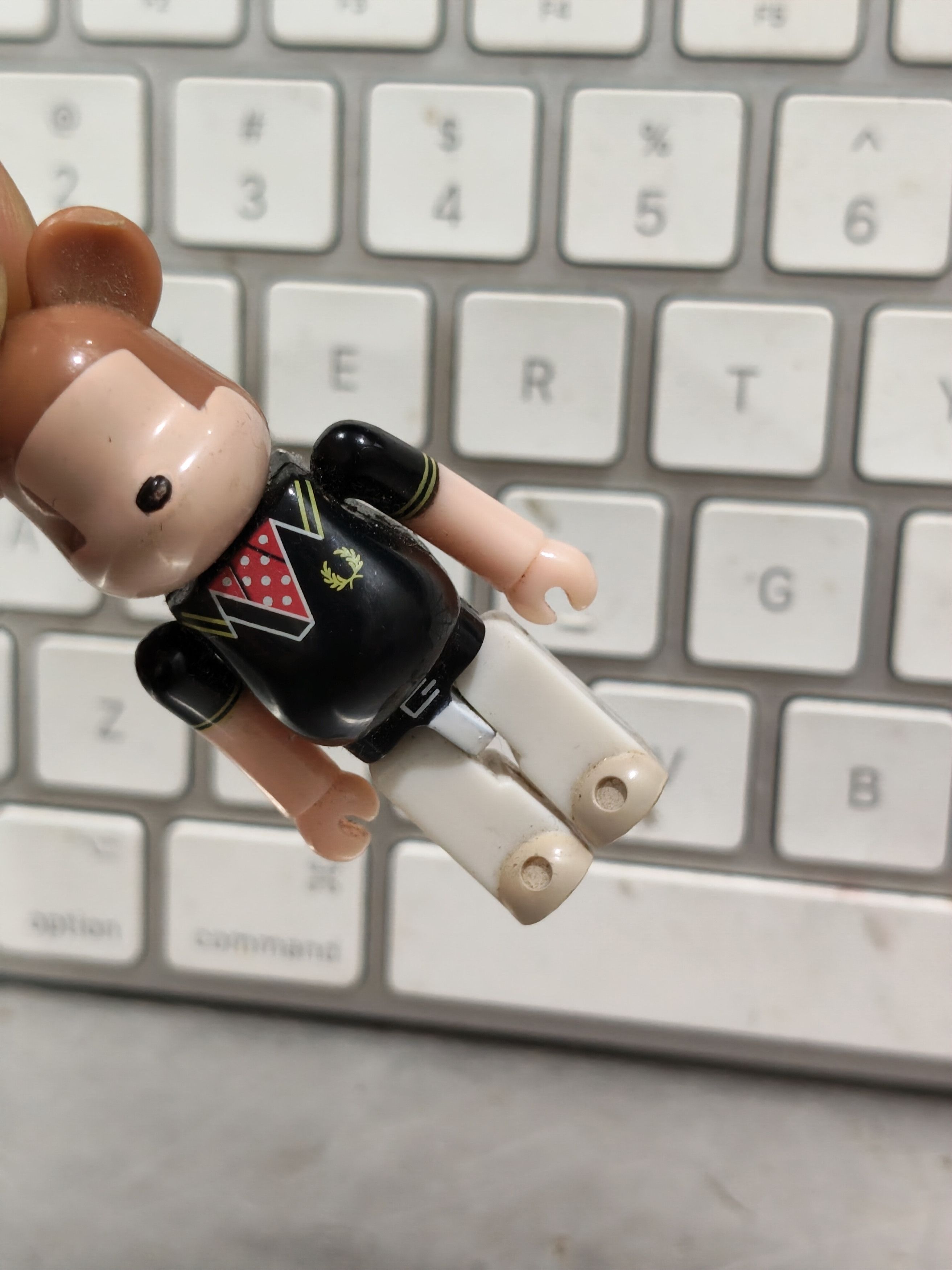Fred Perry 2012 Toy BE@RBRICK collaboration Fred Perry and Lipton. Size ONE SIZE - 5 Thumbnail