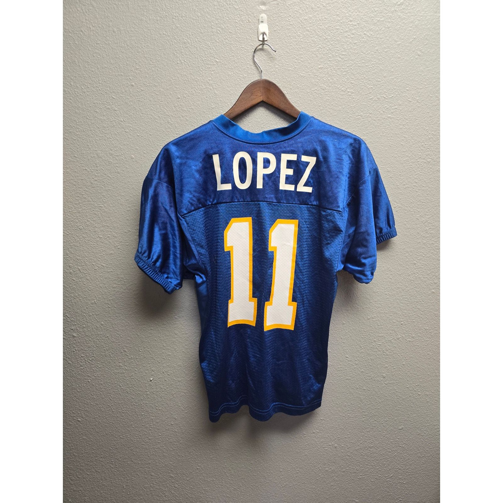 Riddell Vintage Riddell Football Jersey Chiefs Jersey Lopez #11 S Size US S / EU 44-46 / 1 - 7 Thumbnail
