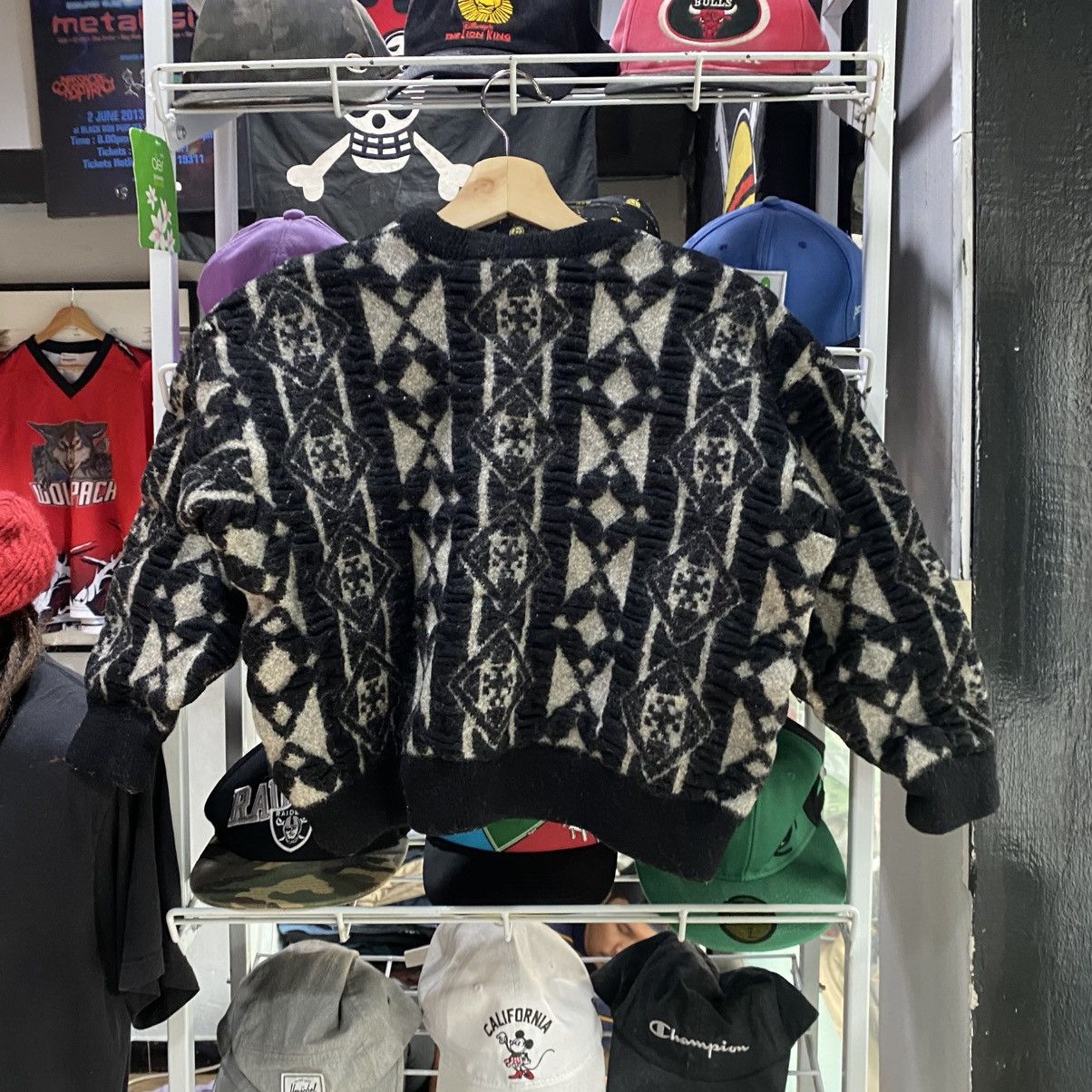 Coogi × Vintage Vintage 90s Coogi Pure Wool Knit XXS Crewneck Sweaters Size US XXS / EU 40 - 3 Thumbnail
