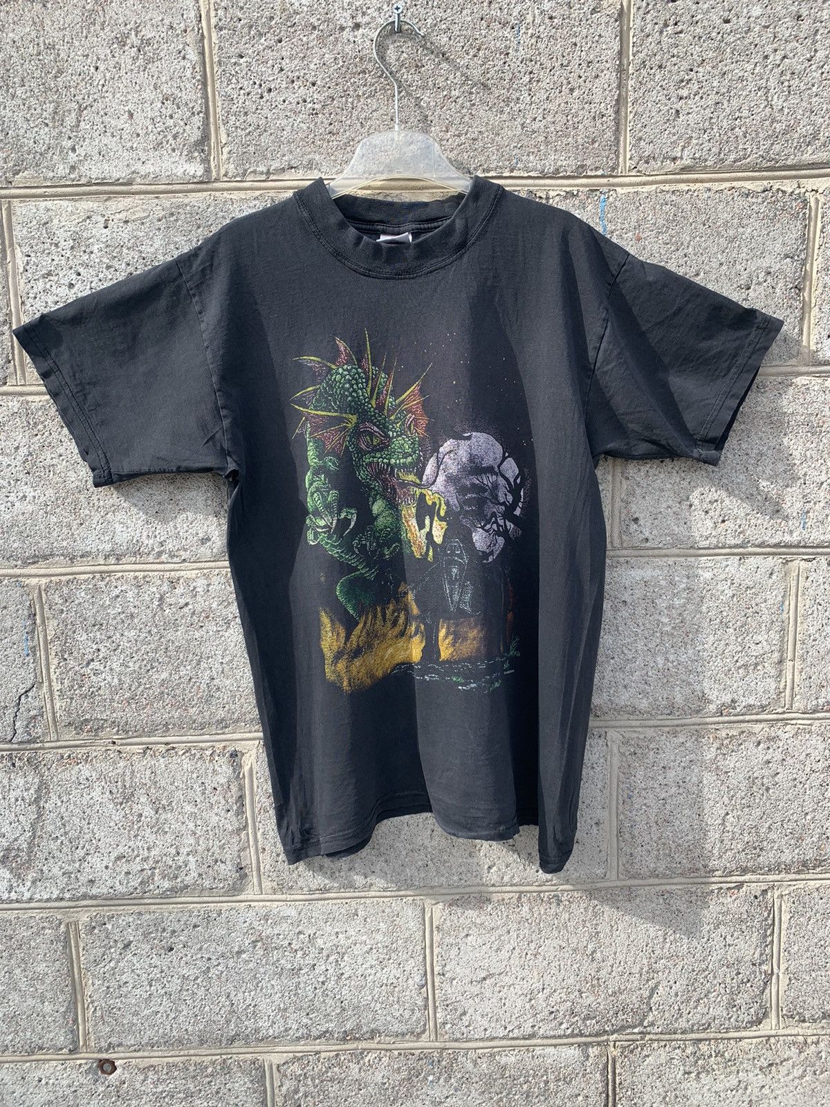 Liquid Blue × Vintage Vintage Knight Dragon T Shirt y2k Size US M / EU 48-50 / 2 - 1 Thumbnail