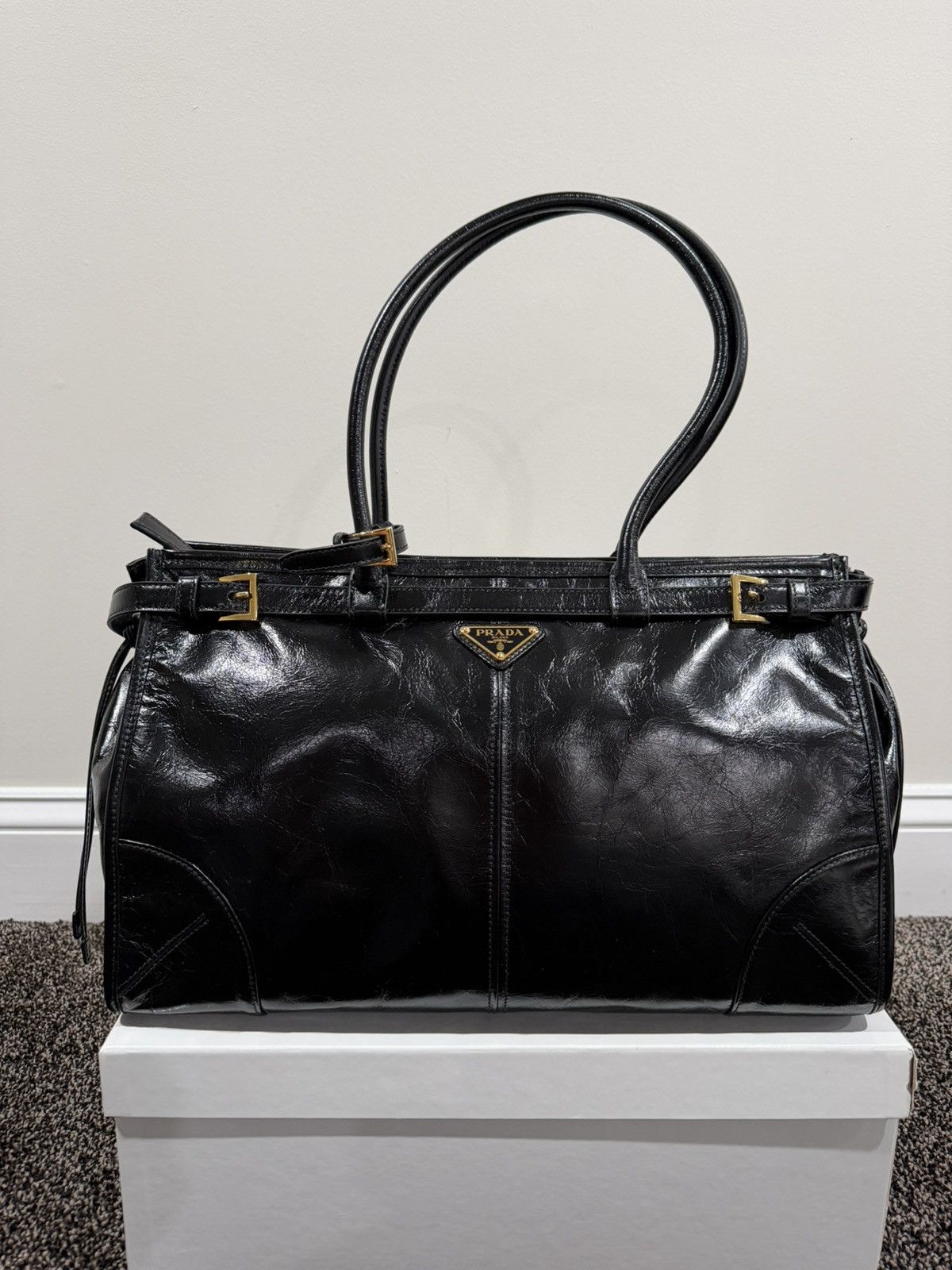Prada Prada Bonnie Large Black Glossy Leather Handbag Size ONE SIZE - 8 Thumbnail