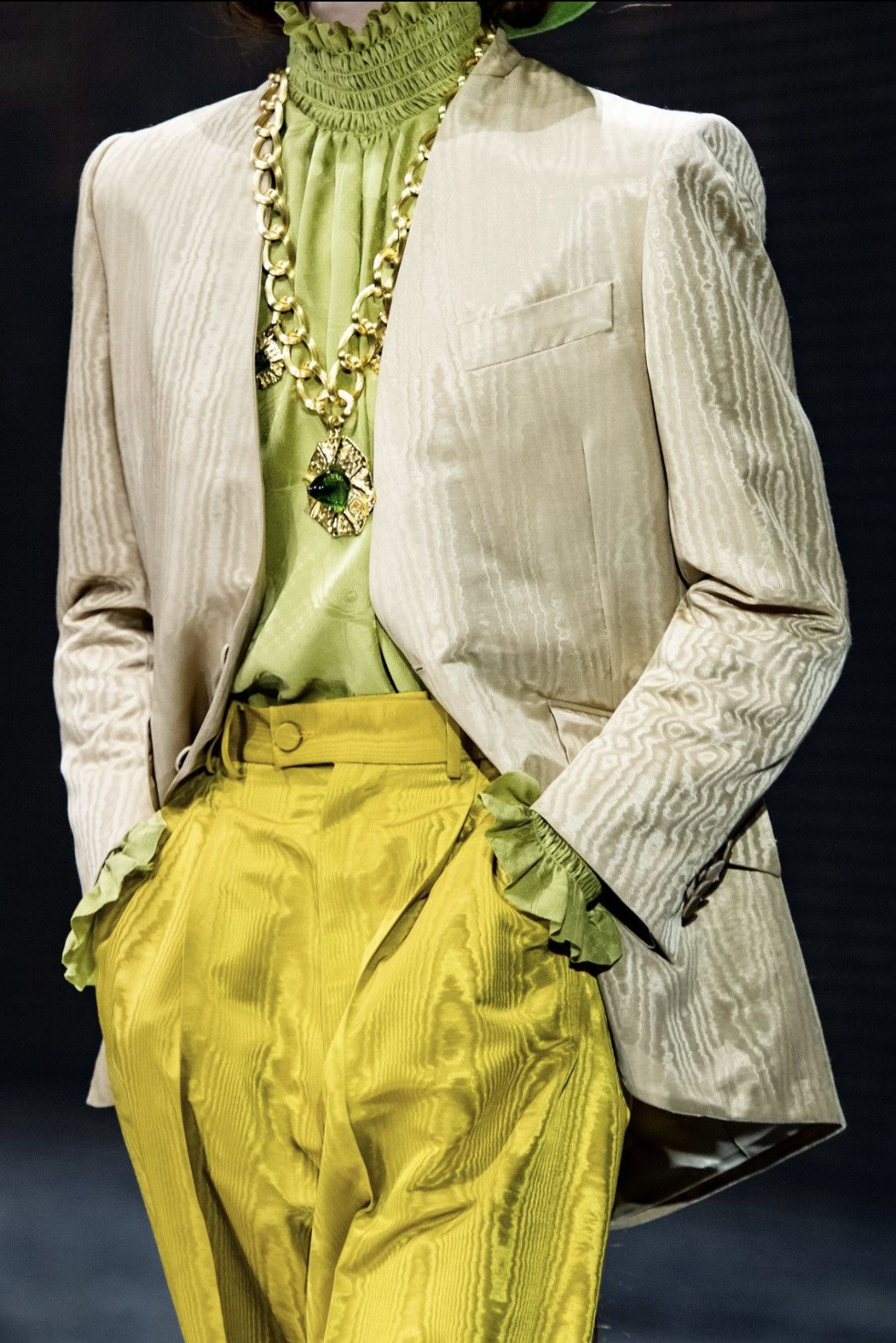 runway gold necklace