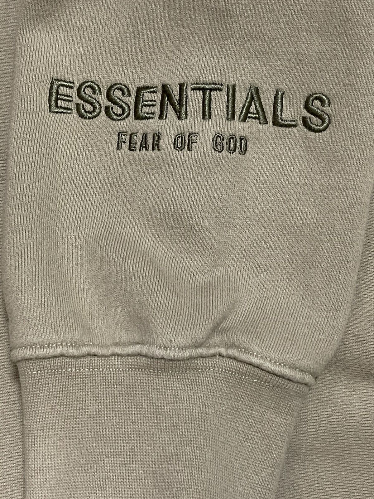 Essentials × FOG FOG ESSENTIALS CREWNECK SWEARTSHIRT Size US S / EU 44-46 / 1 - 5 Thumbnail