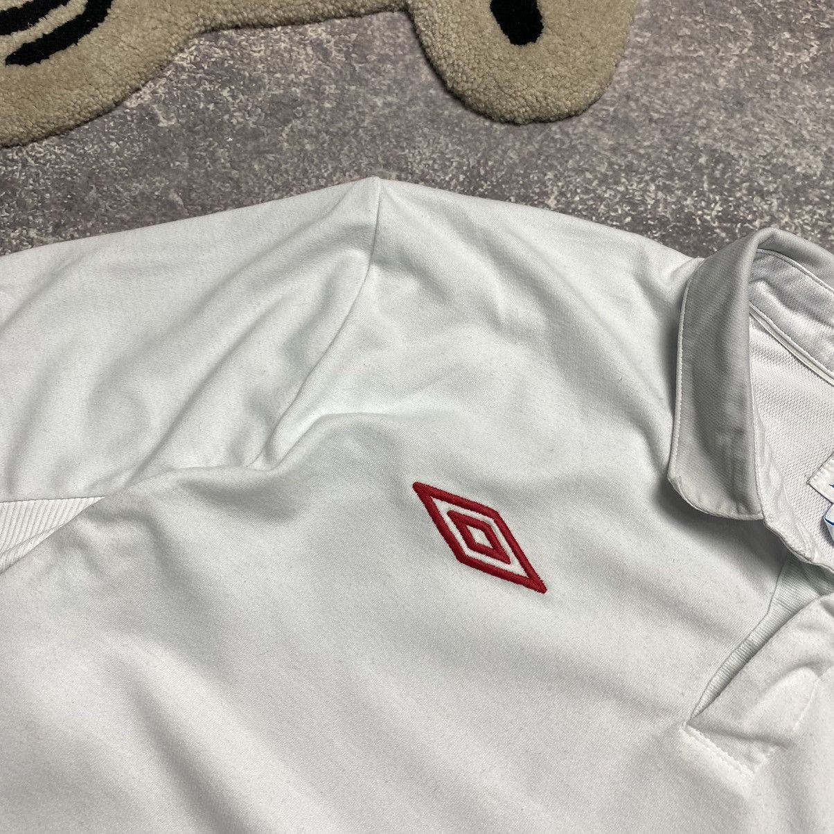 Umbro Vintage Umbro England 2009-2010 National soccer jersey Size US L / EU 52-54 / 3 - 4 Thumbnail