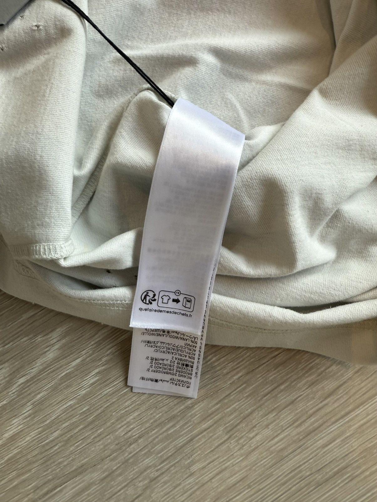 Balenciaga Balenciaga White Skater T-Shirt Size US S / EU 44-46 / 1 - 5 Thumbnail