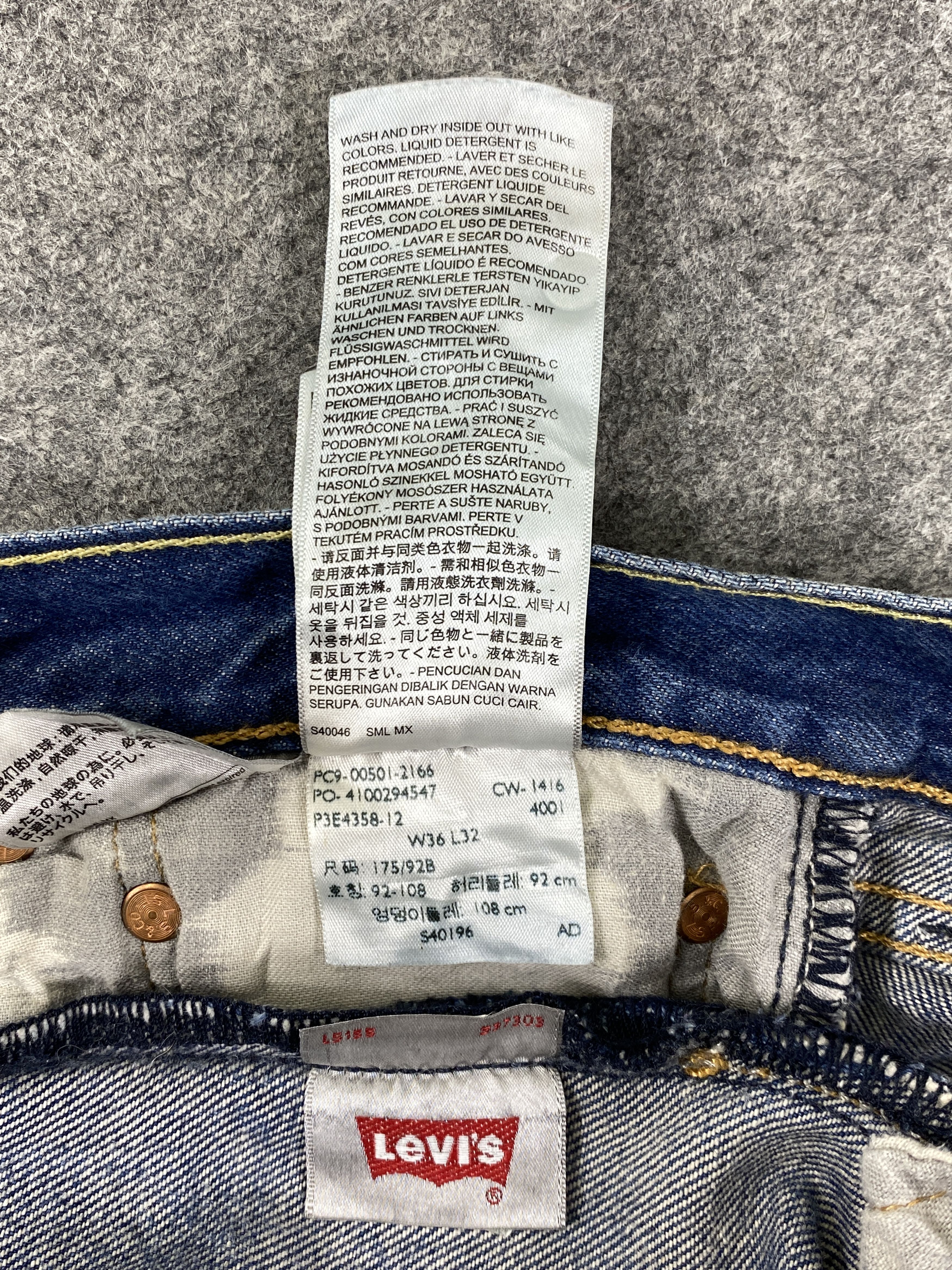 Levi's Dark Dirty Blue Vintage Levi's 501 35x31.5 Denim -JN1680 Size US 35 - 9 Thumbnail