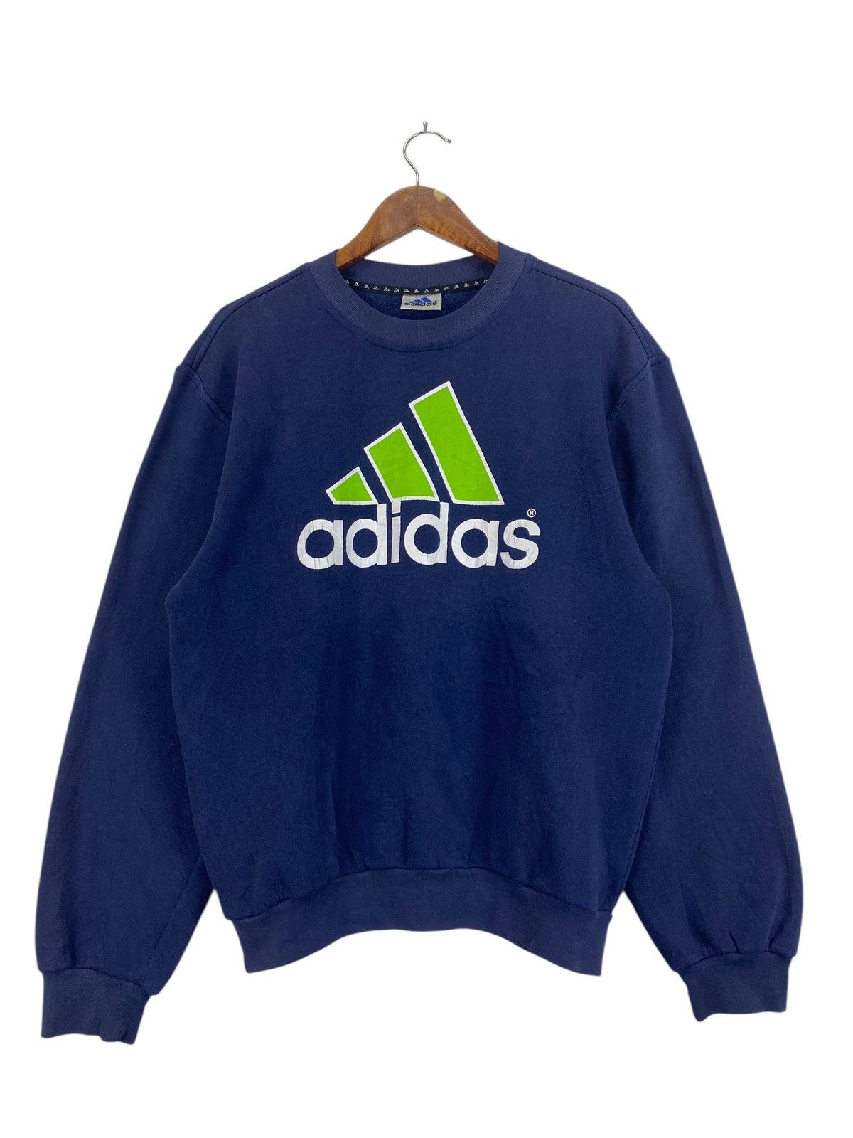 Vintage 90’s Adidas big logo sweatshirt
