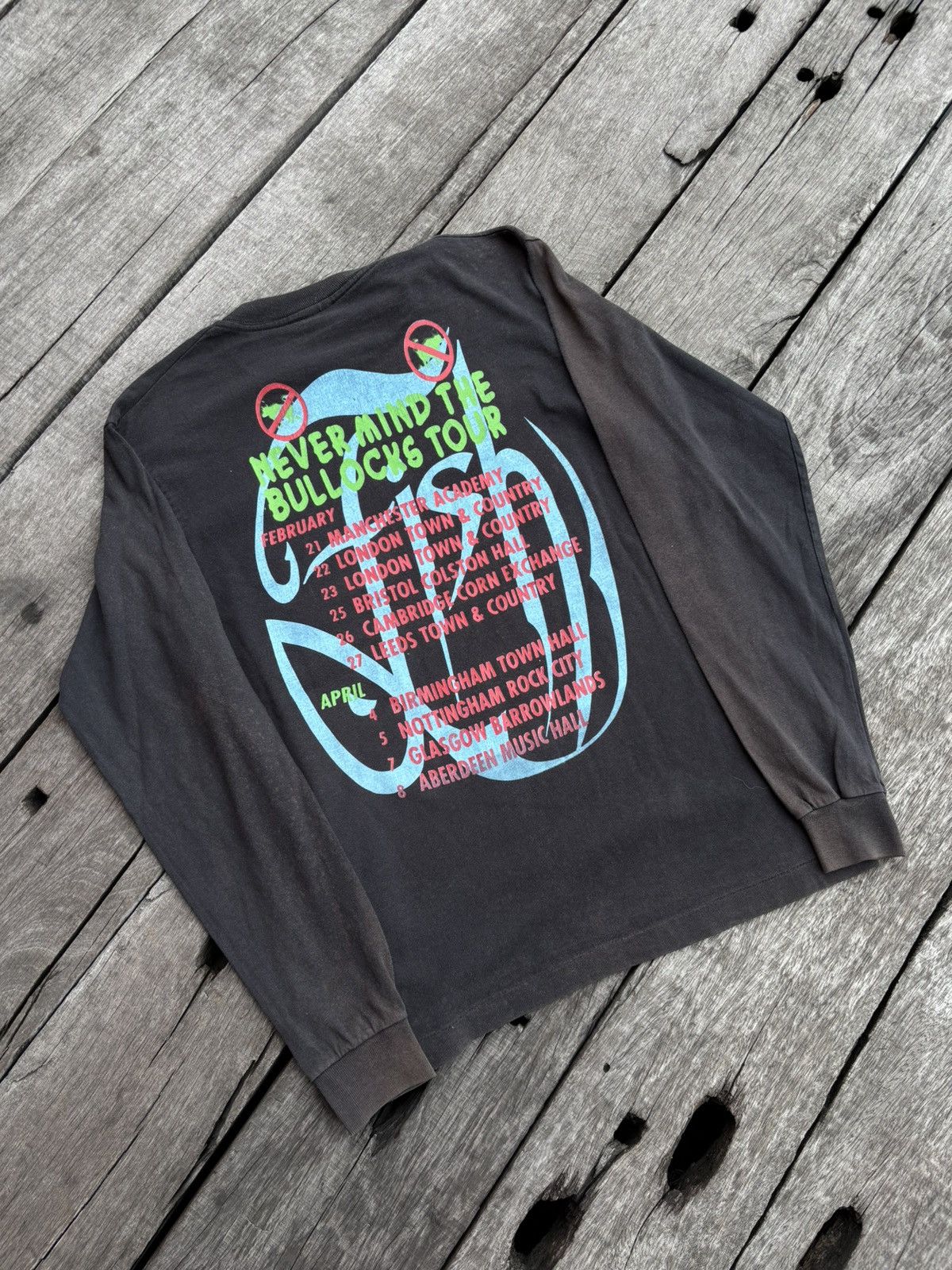Other Fish Never Mind The Bullocks 1993 Size US M / EU 48-50 / 2 - 3 Thumbnail