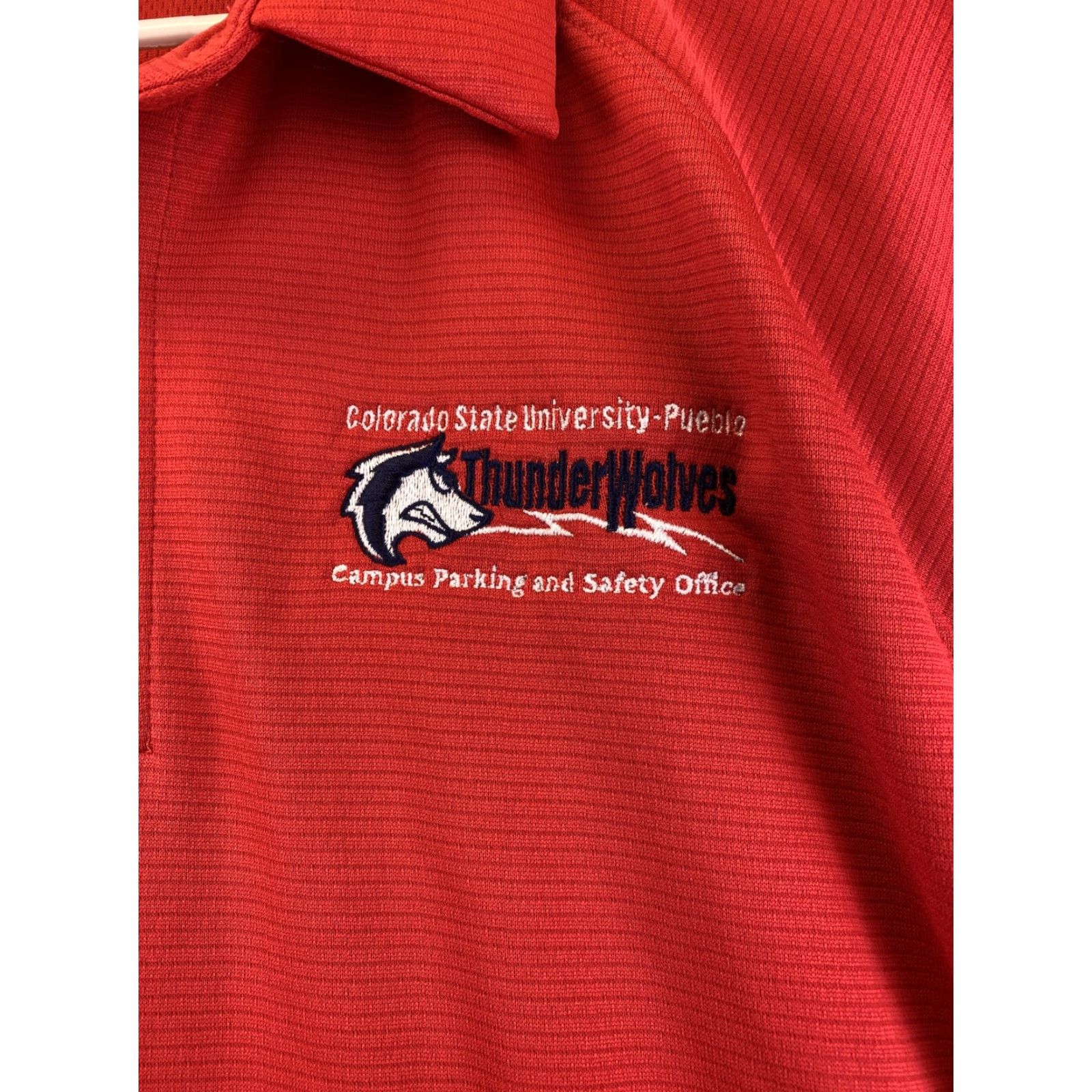 Under Armour VINTAGE? No. Under Armour Golf Polo Performance Shirt XL Loose-Fit Red Men Size US XL / EU 56 / 4 - 2 Thumbnail