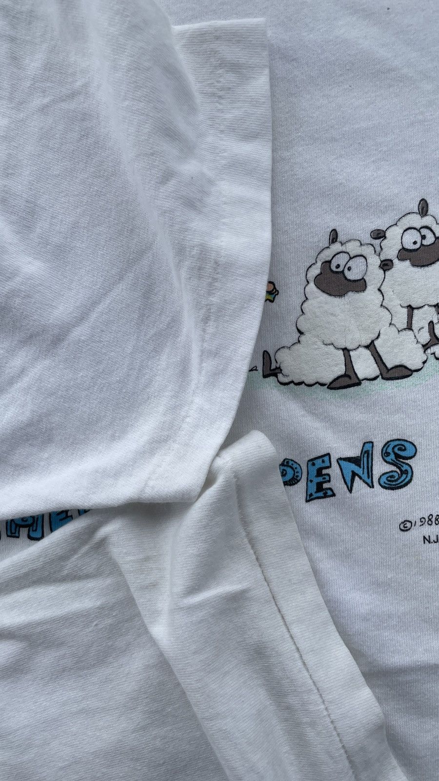 Other Vintage 80’s Art Tee Sheep Happens Size US L / EU 52-54 / 3 - 7 Thumbnail