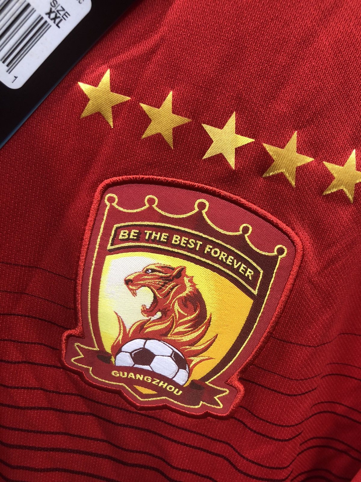 Nike 廣州恆大Guangzhou FC 16/17 home shirt (Bnwt) Size US L / EU 52-54 / 3 - 3 Thumbnail