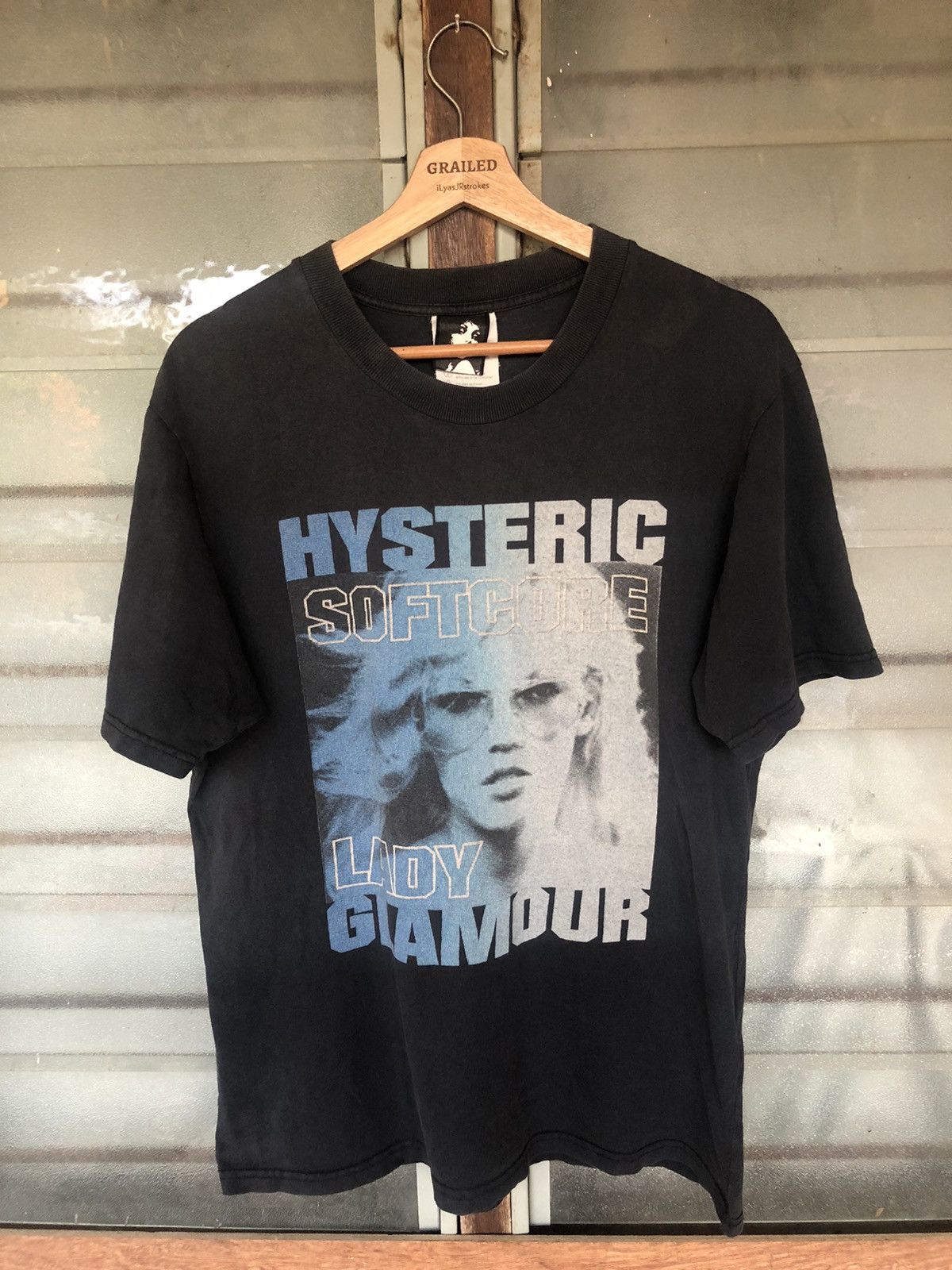 Hysteric Glamour Vintage Hysteric Glamour Softcore Lady Photo Shirt Tee Size US L / EU 52-54 / 3 - 3 Thumbnail