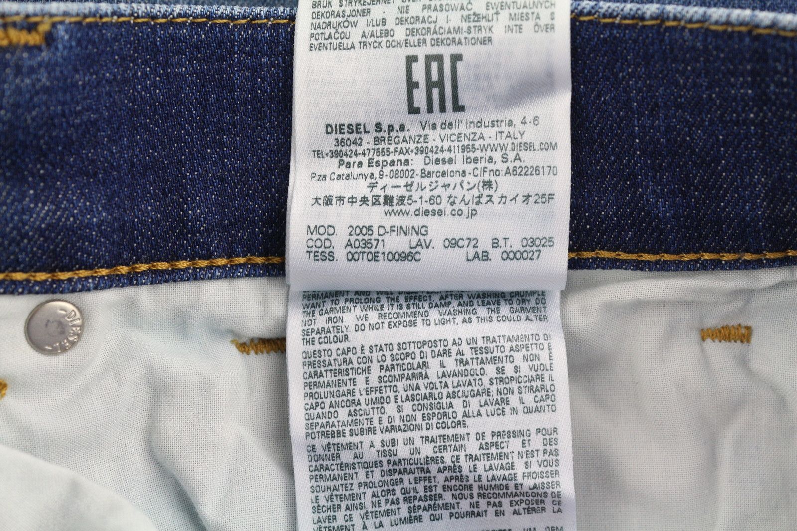 Diesel 2005 D-FINING 09C72 W30/L32 Regular Tapered Jeans 40918 Size US 30 / EU 46 - 12 Thumbnail